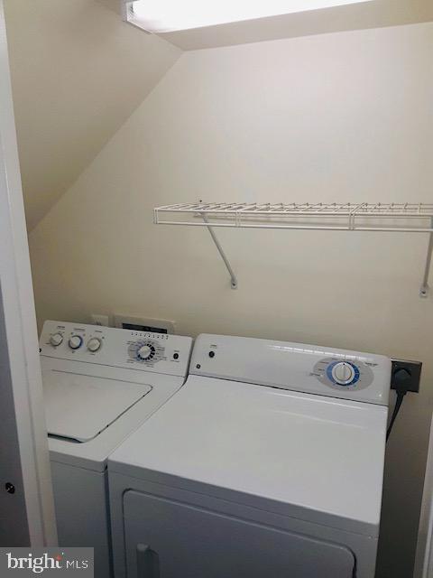 QUAIL HOLLOW - Residential Lease