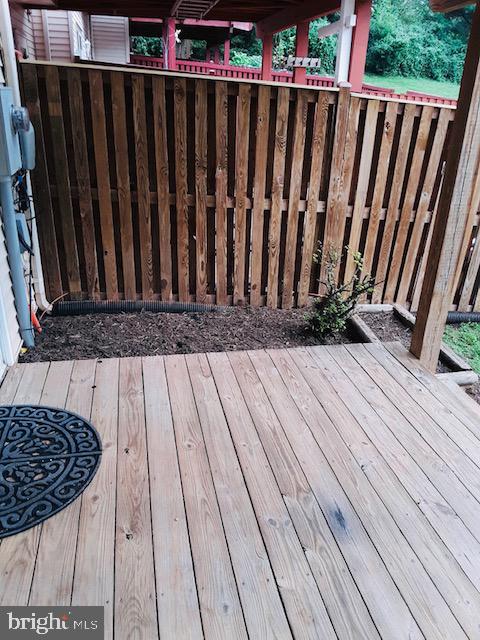 QUAIL HOLLOW - Residential Lease