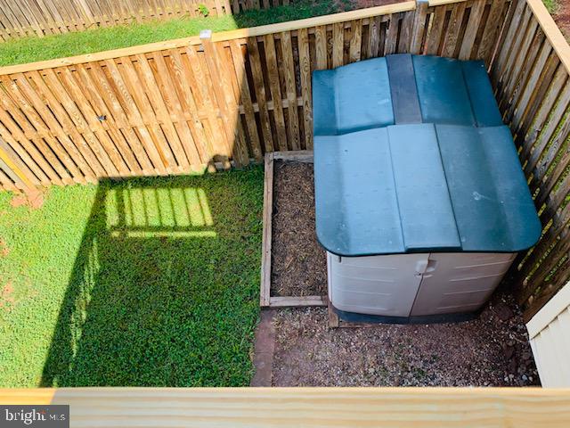 QUAIL HOLLOW - Residential Lease