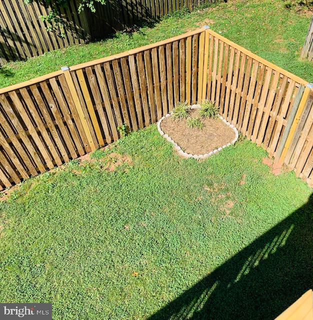 QUAIL HOLLOW - Residential Lease