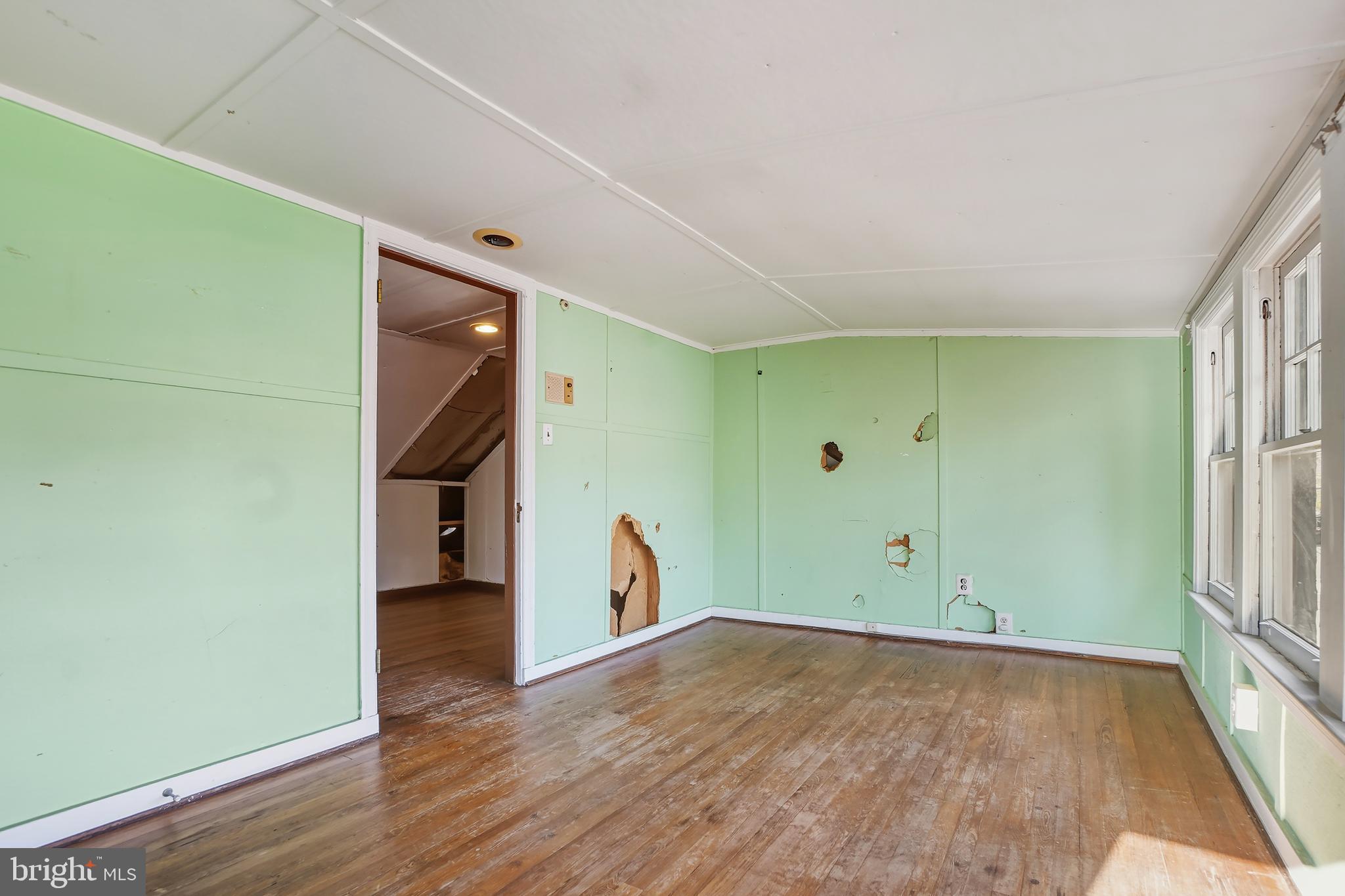 TAKOMA - Residential