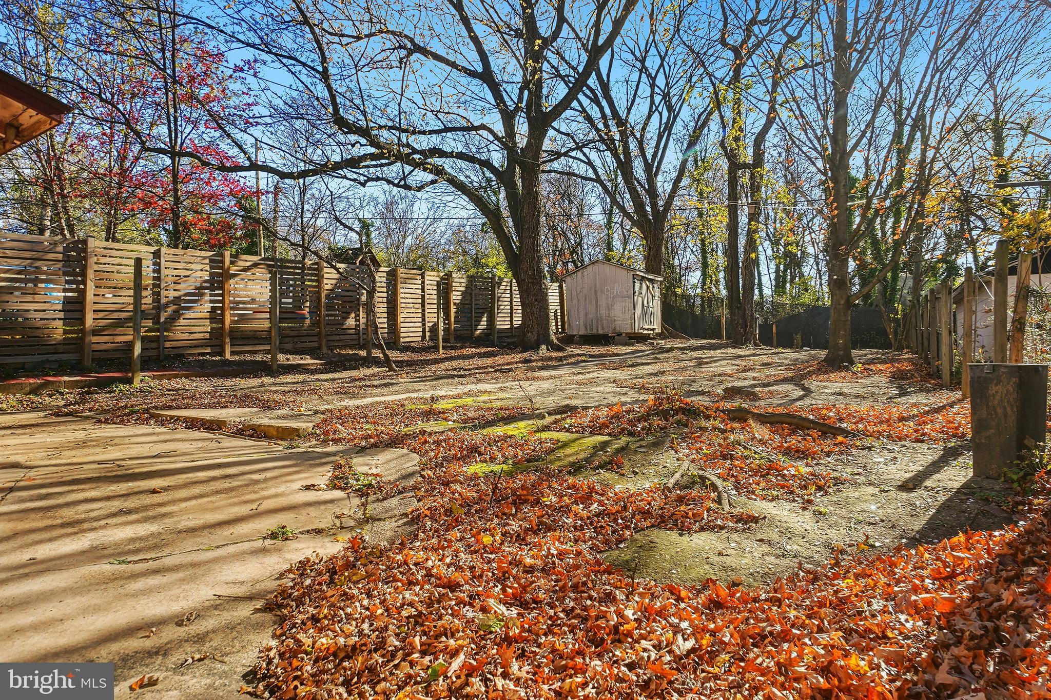 TAKOMA - Residential