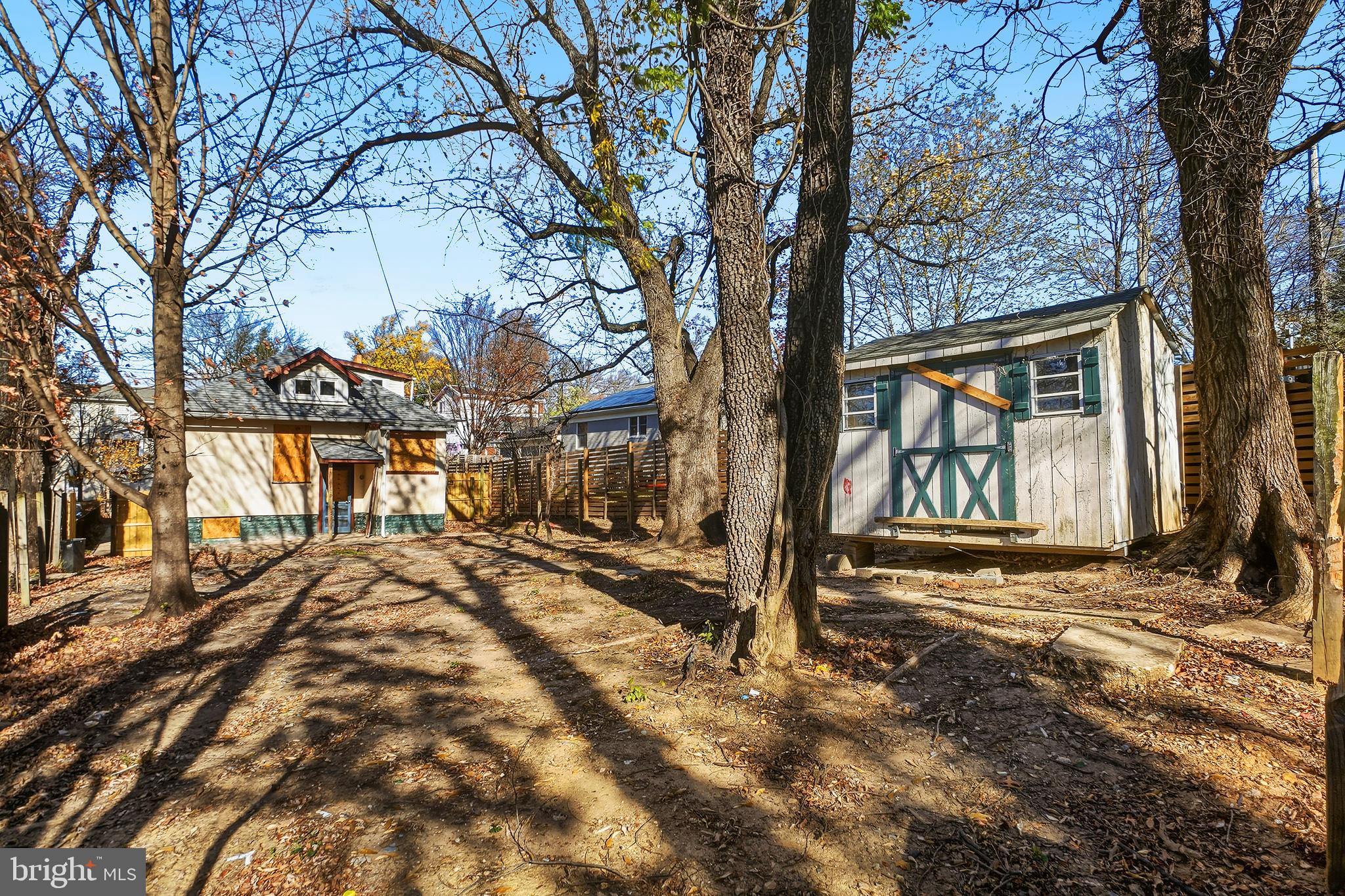 TAKOMA - Residential