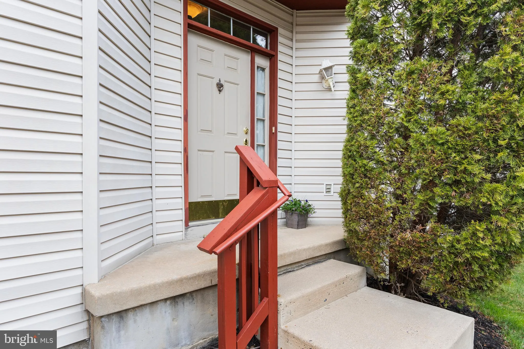 Cherry Hill, New Jersey 08003, United States, 3 Bedrooms Bedrooms, ,3 BathroomsBathrooms,Residential,Contingent,99440