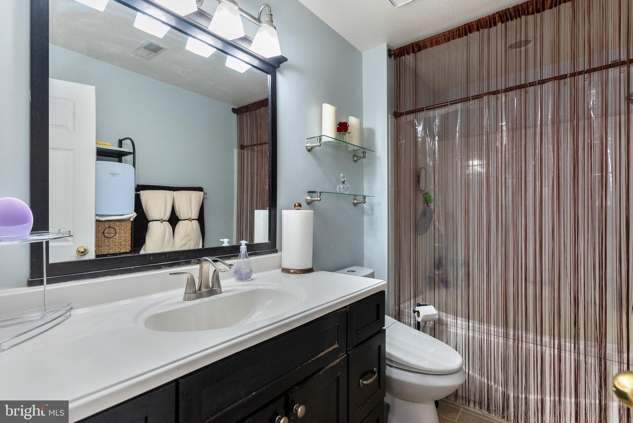 VILLAGE OF LONG REACH - Residential