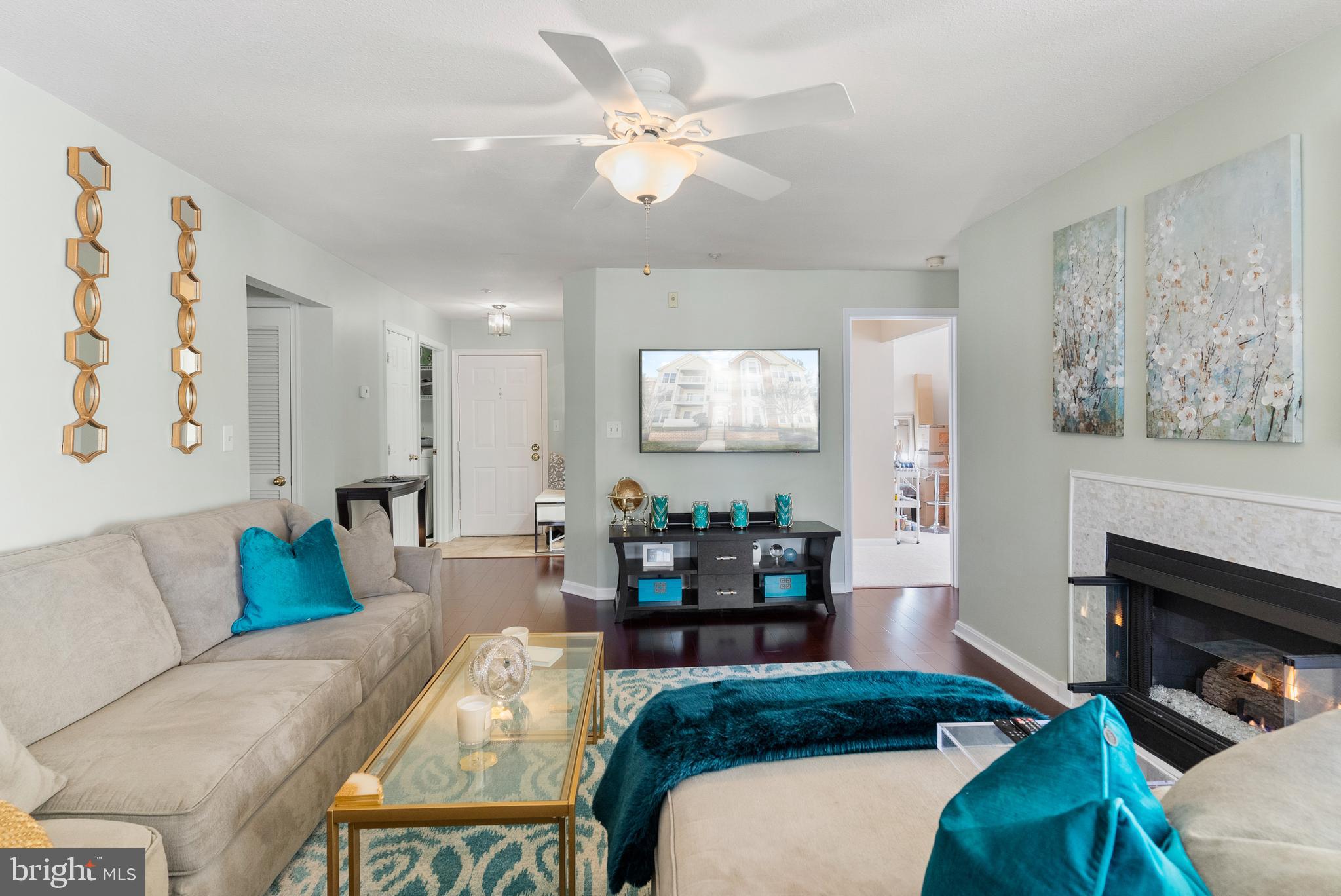 VILLAGE OF LONG REACH - Residential