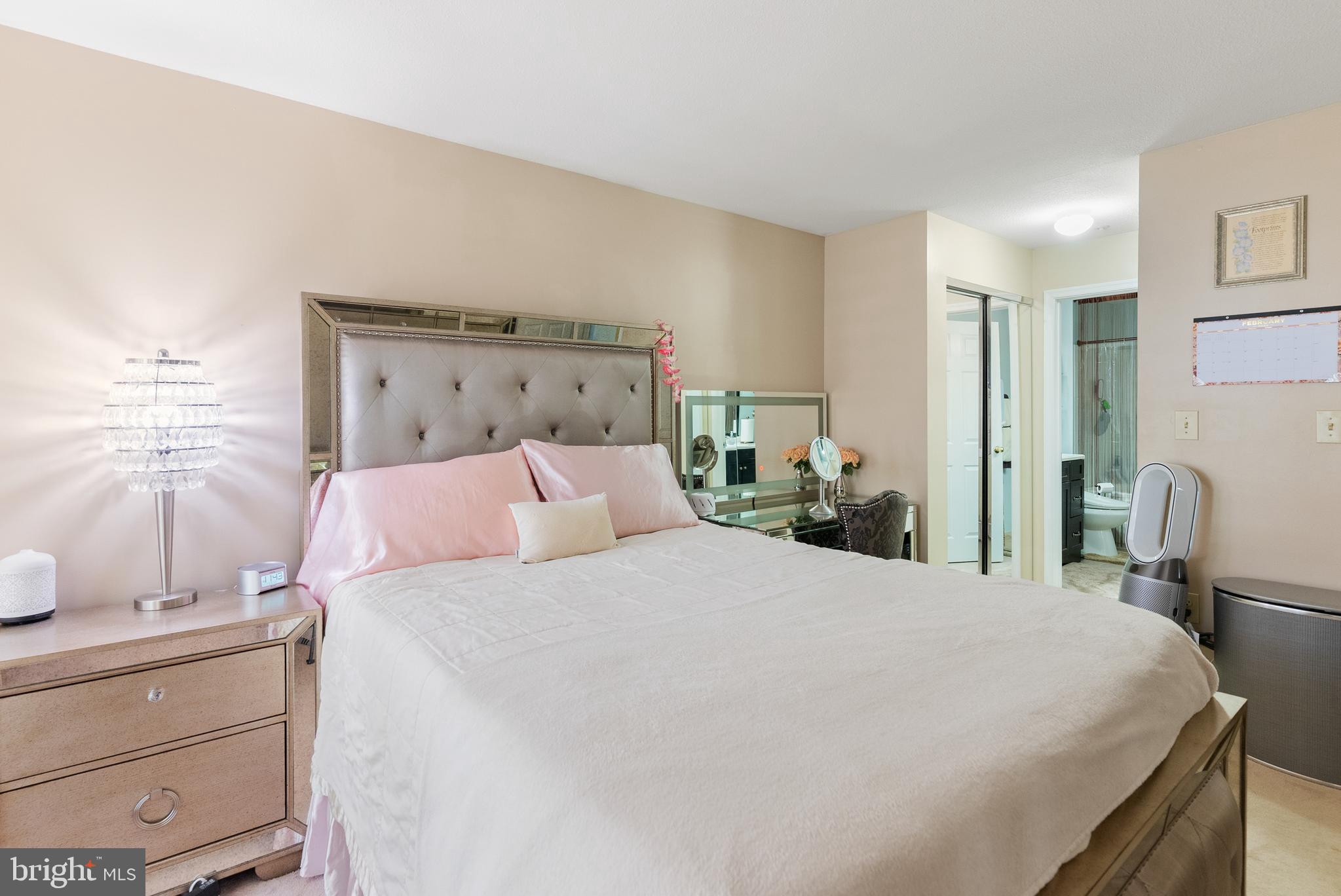 VILLAGE OF LONG REACH - Residential