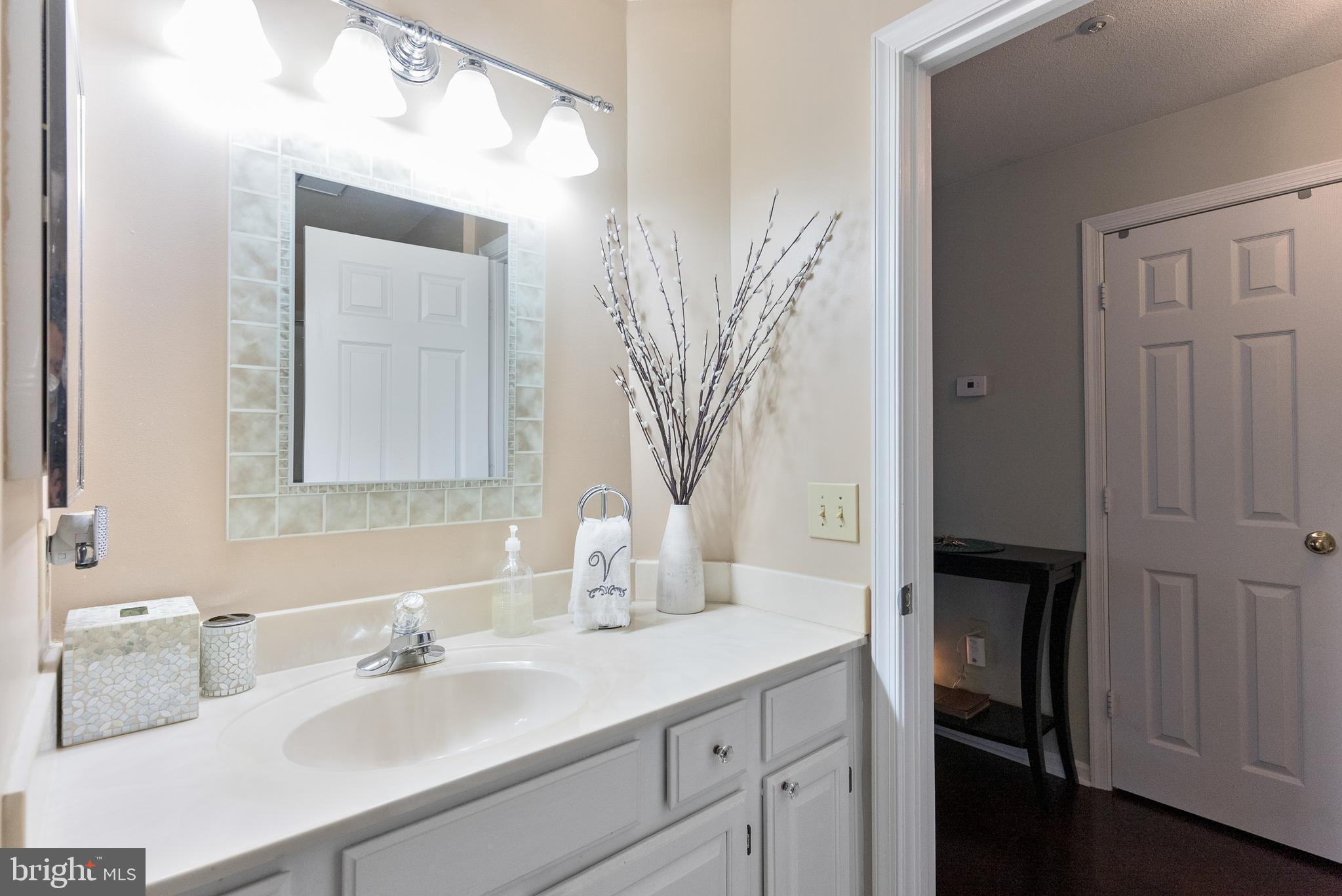 VILLAGE OF LONG REACH - Residential