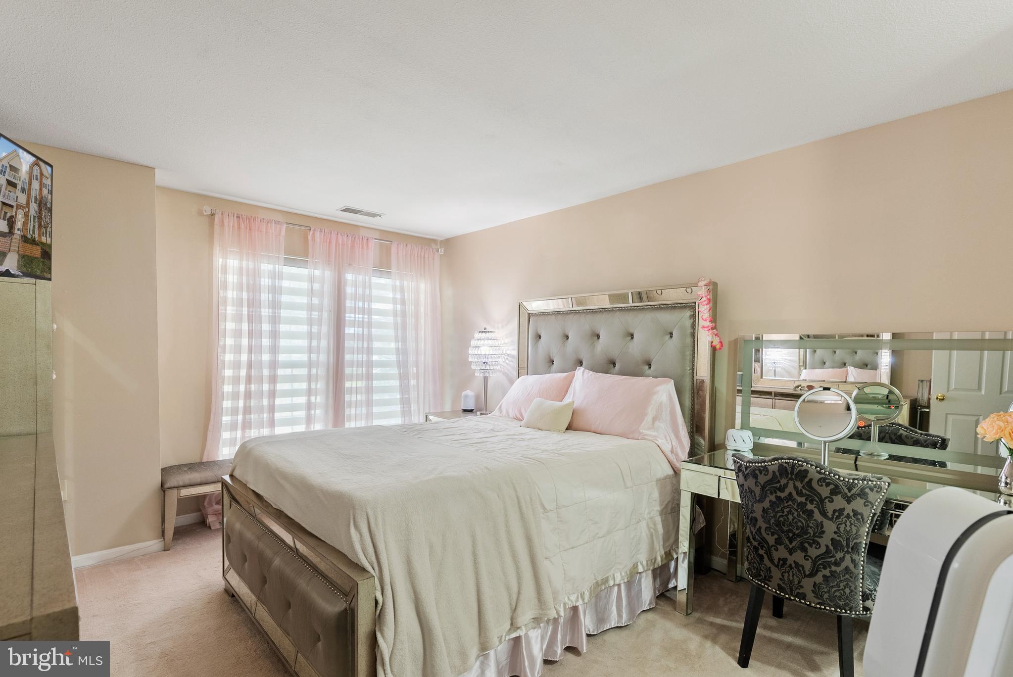 VILLAGE OF LONG REACH - Residential