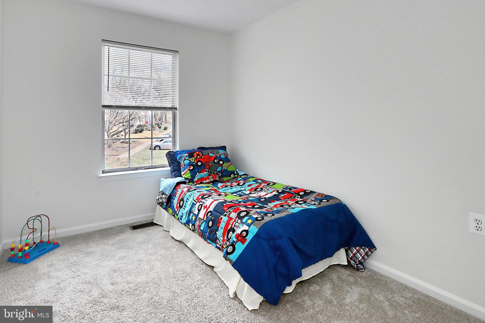 LAKE RIDGE - Residential Lease