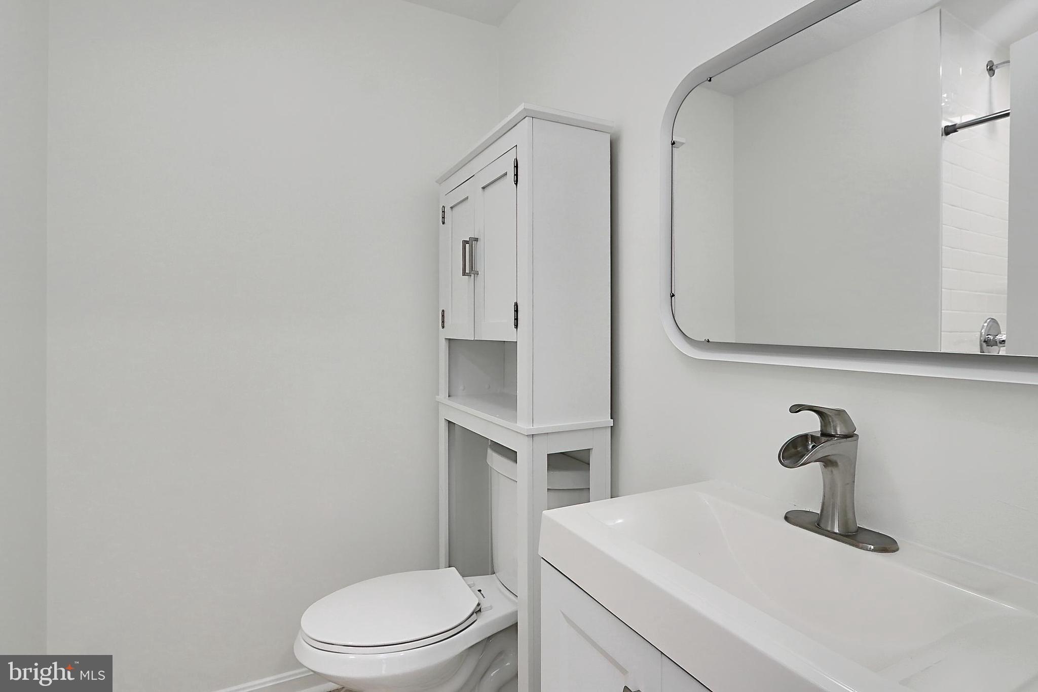 LAKE RIDGE - Residential Lease