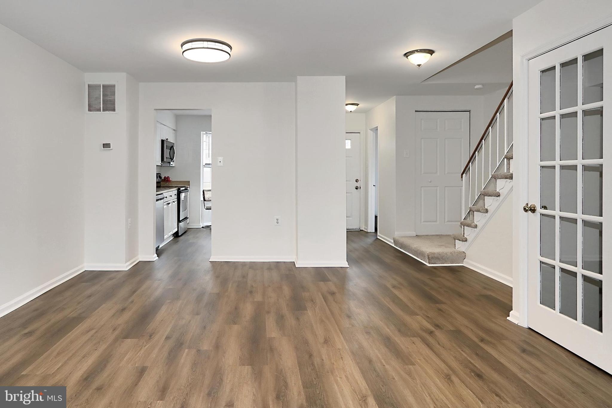 LAKE RIDGE - Residential Lease