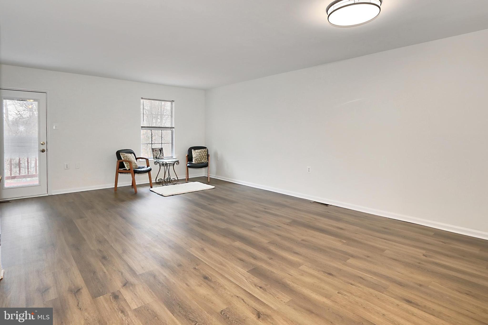 LAKE RIDGE - Residential Lease