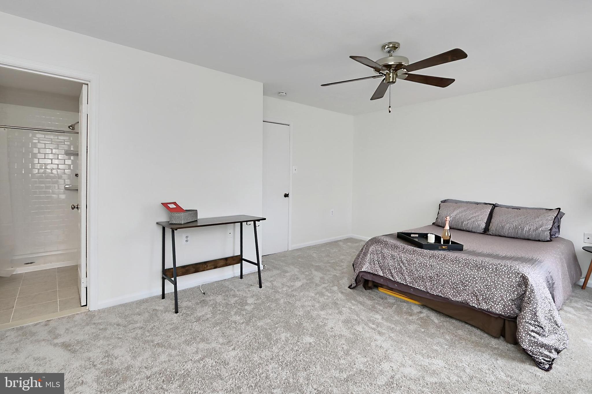 LAKE RIDGE - Residential Lease