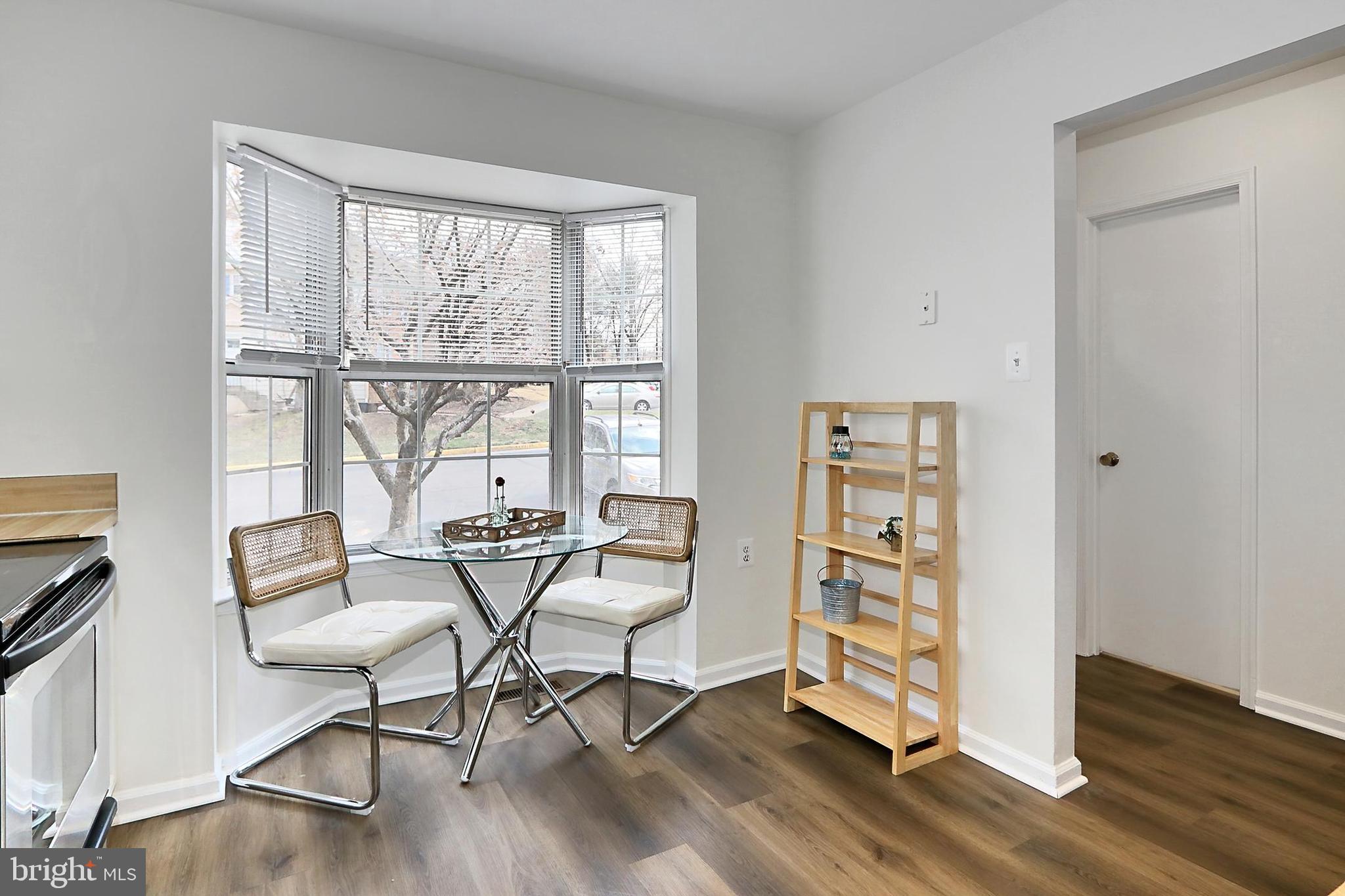 LAKE RIDGE - Residential Lease