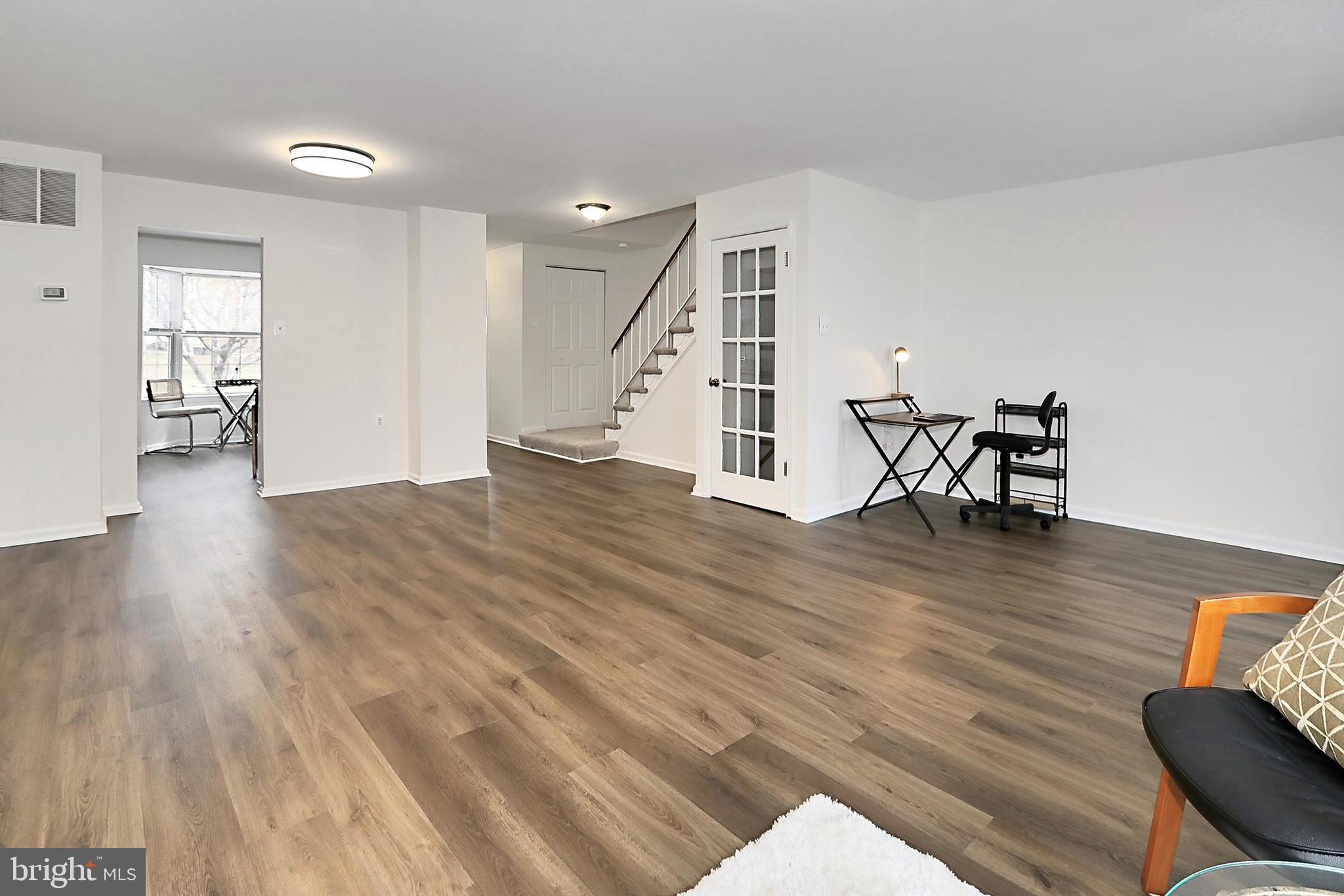 LAKE RIDGE - Residential Lease