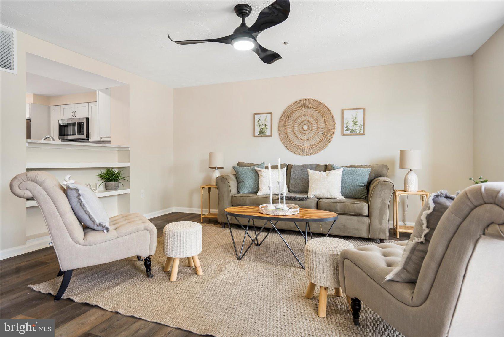 WEST SHORE - Residential