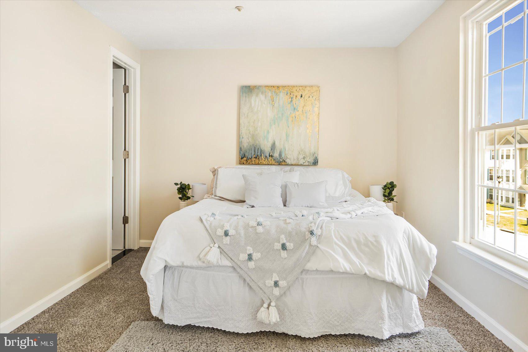 WEST SHORE - Residential