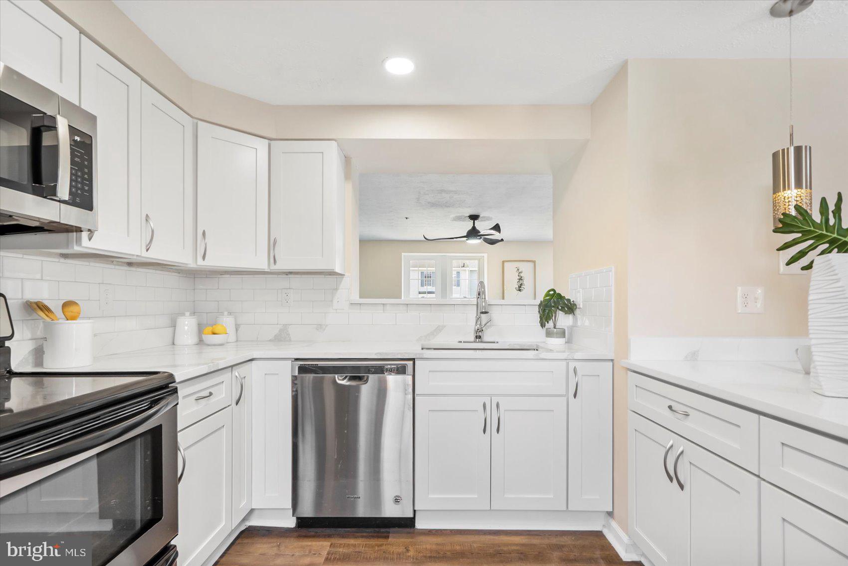 WEST SHORE - Residential