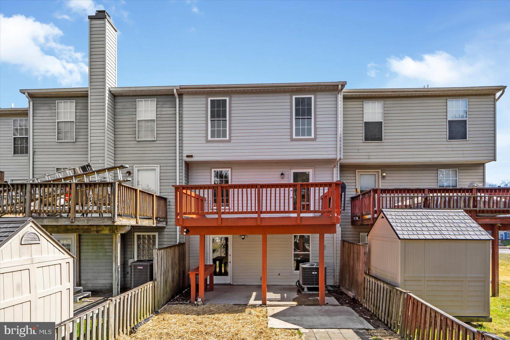 WEST SHORE - Residential