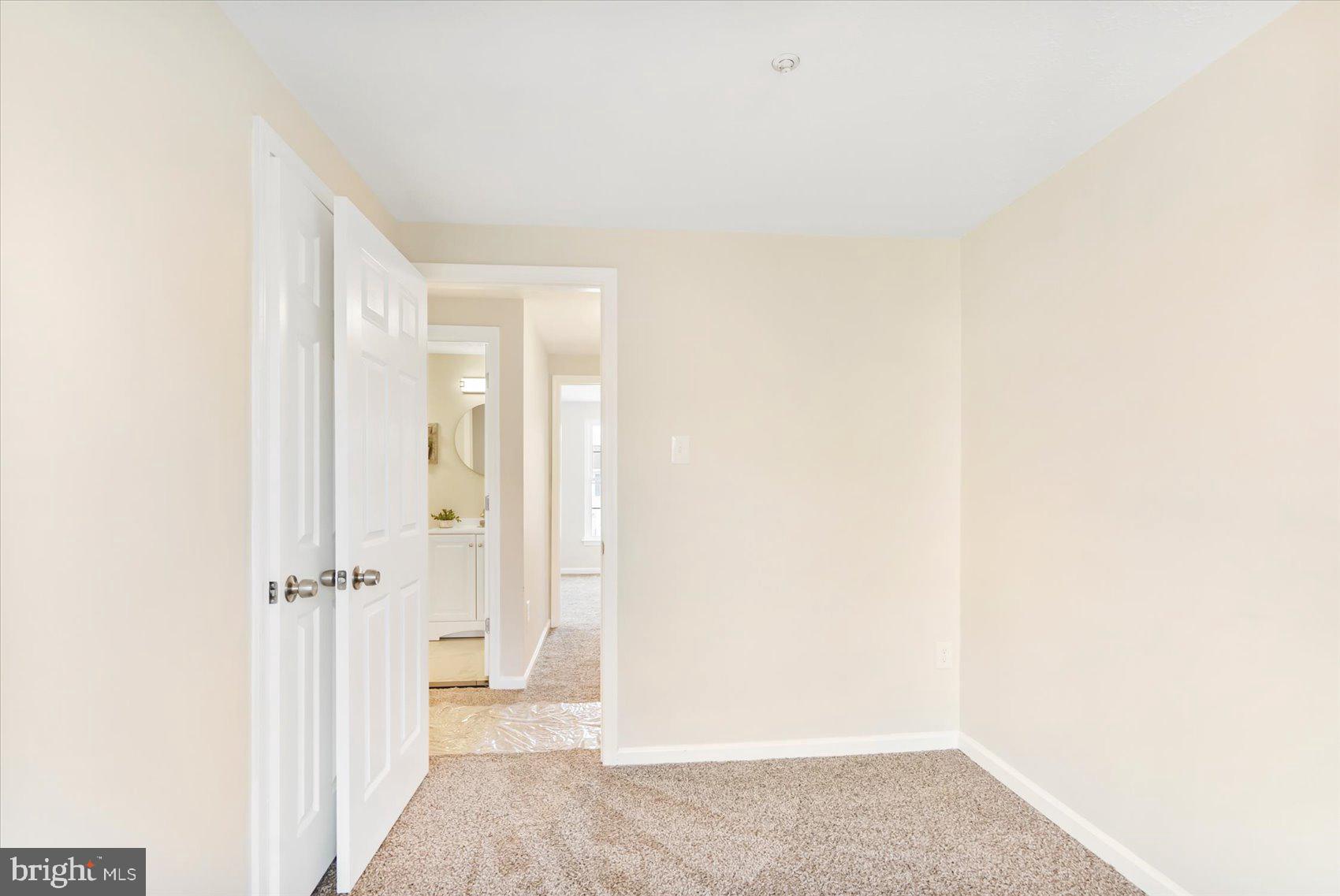 WEST SHORE - Residential