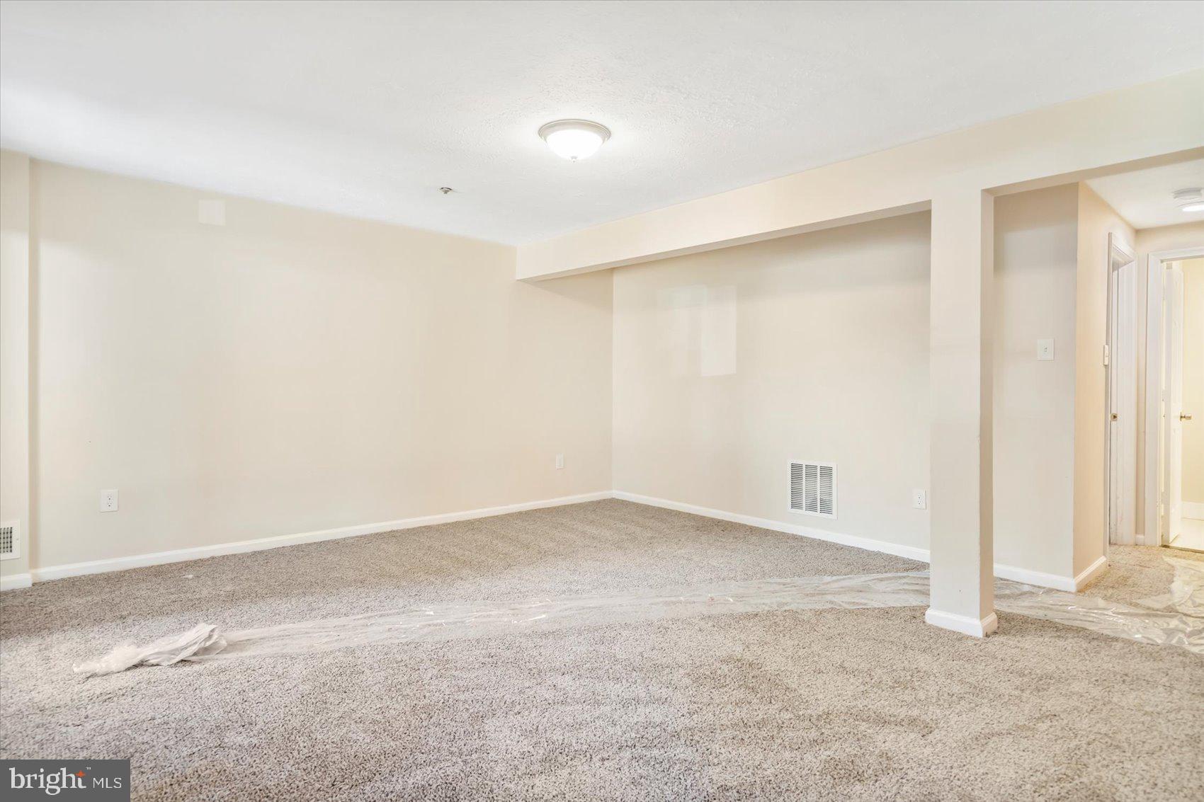 WEST SHORE - Residential