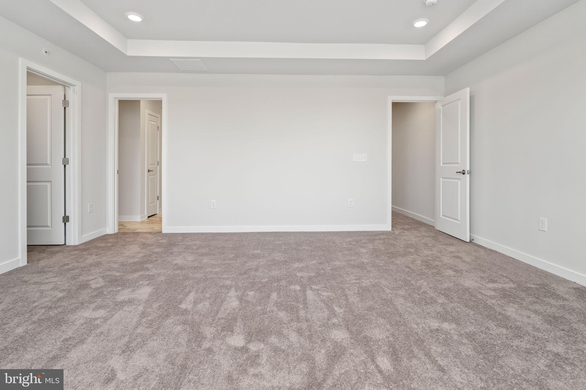 LANTERN RIDGE - Residential Lease