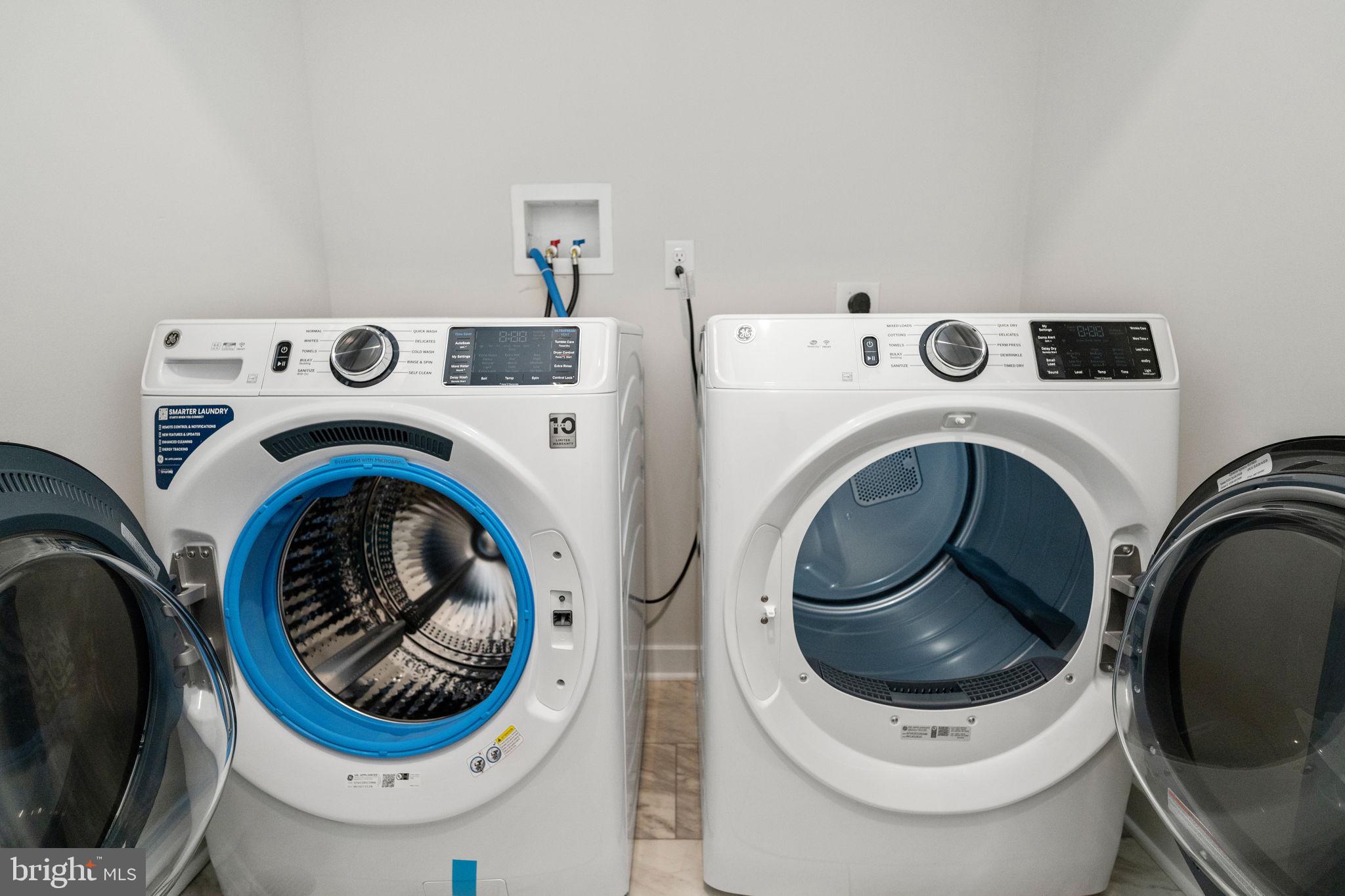 LANTERN RIDGE - Residential Lease