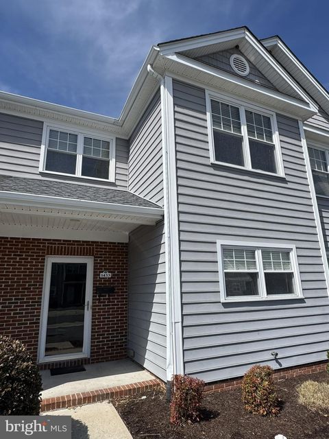 Townhouse For Sale - 1433 Hidden Meadow Lane<br/> SALISBURY, MD 21801