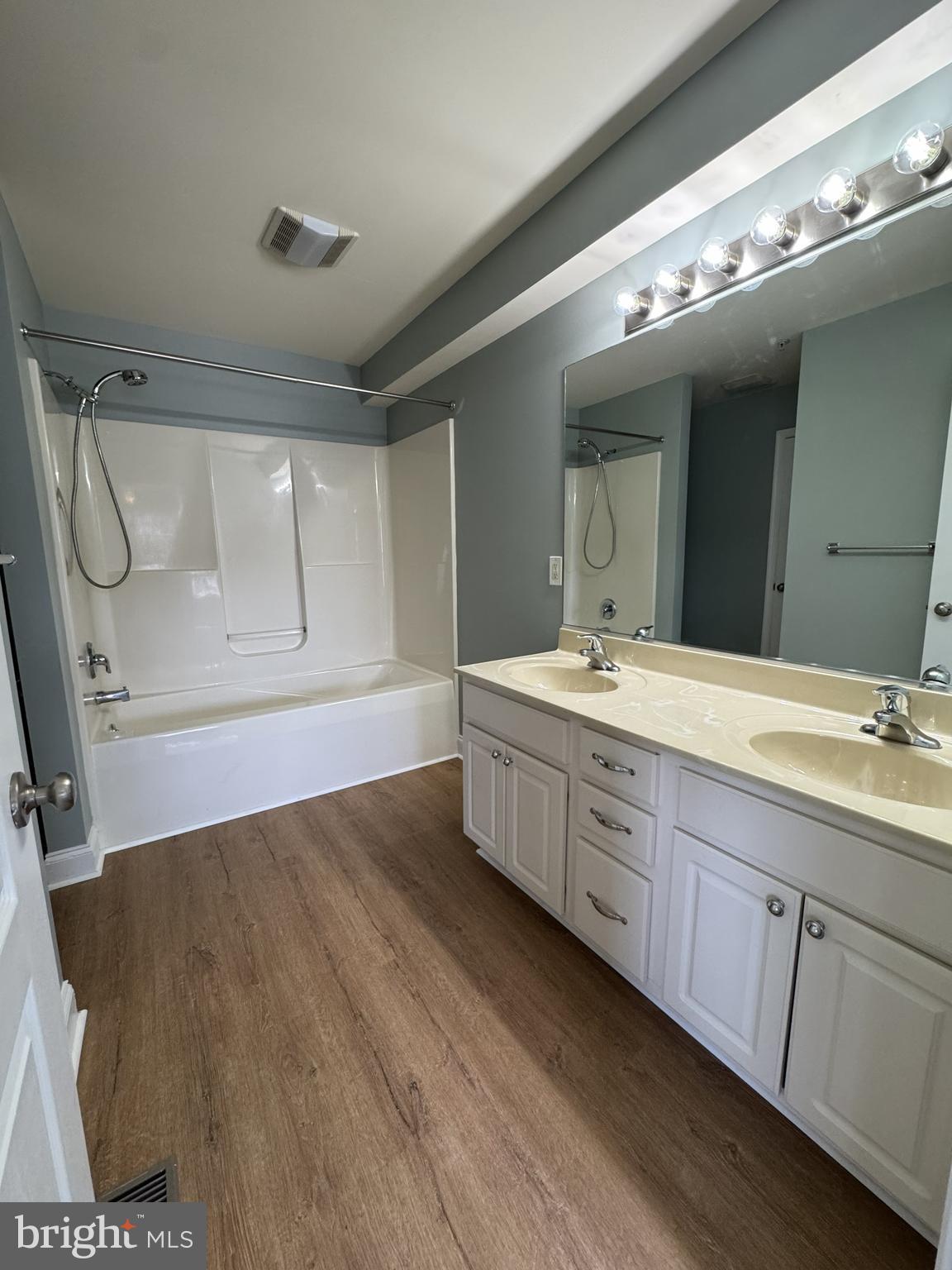 HERITAGE - Residential