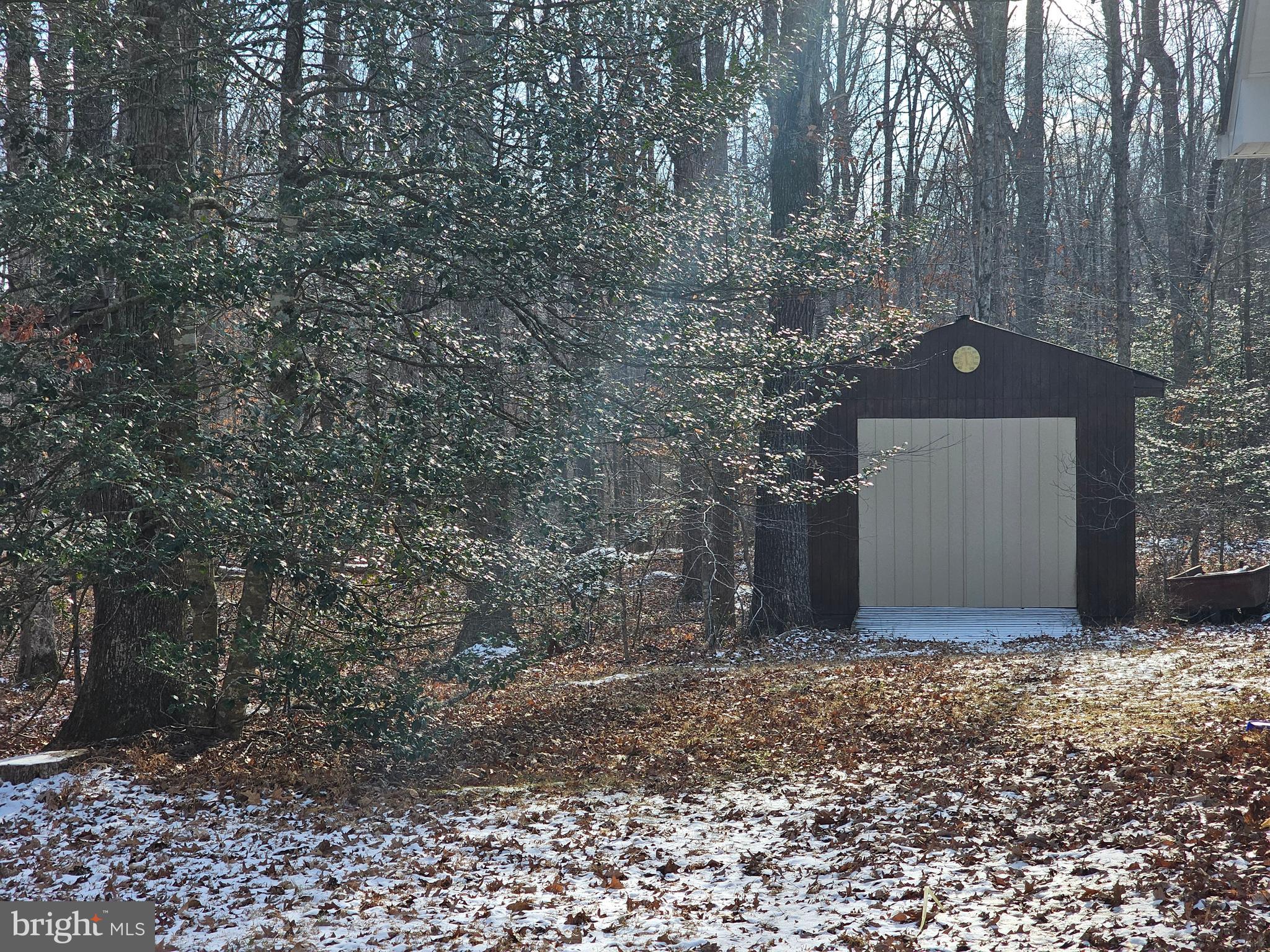 JEFFERSON WOODS - Residential