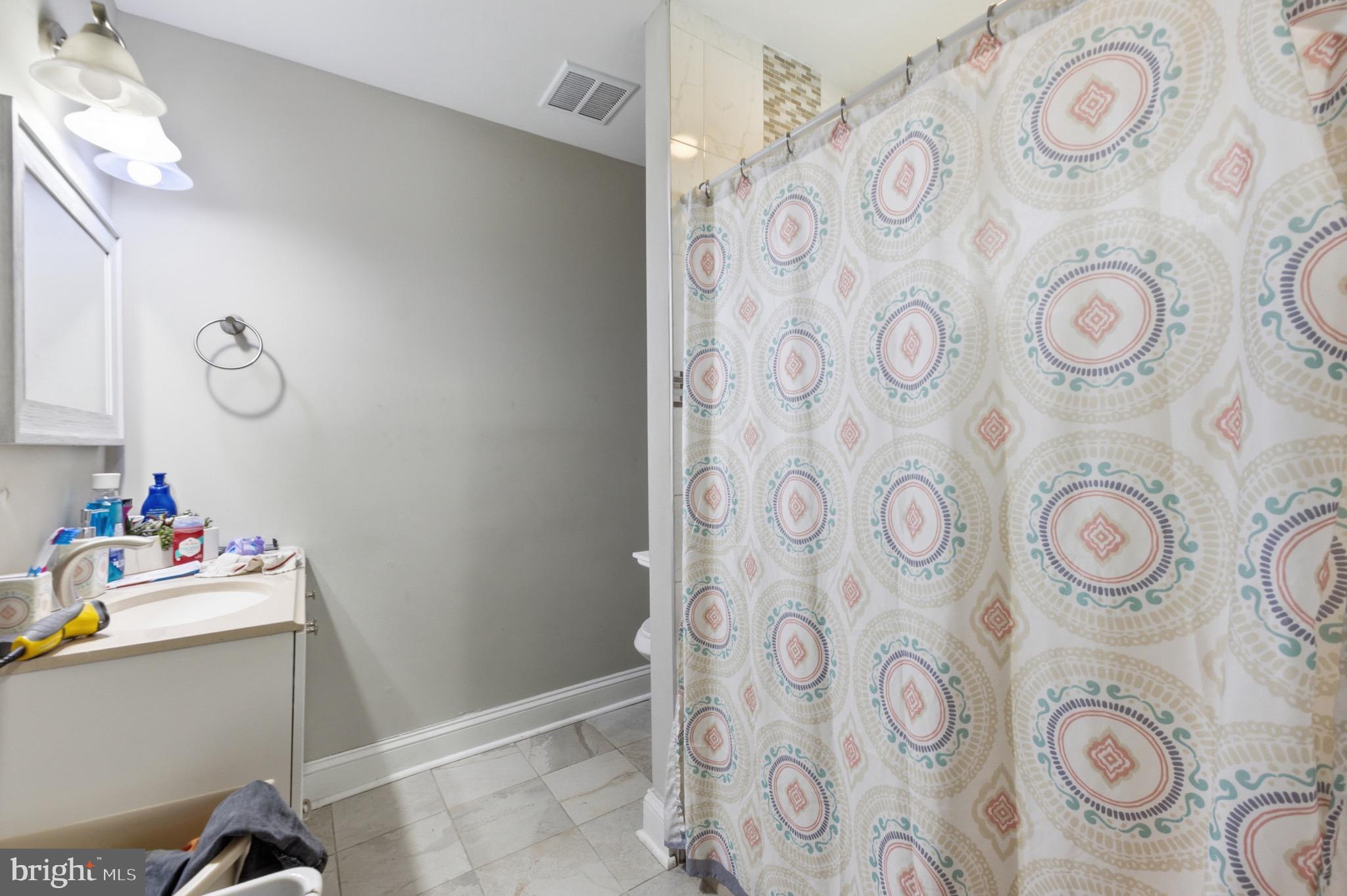 ROSEDALE MANOR - Residential