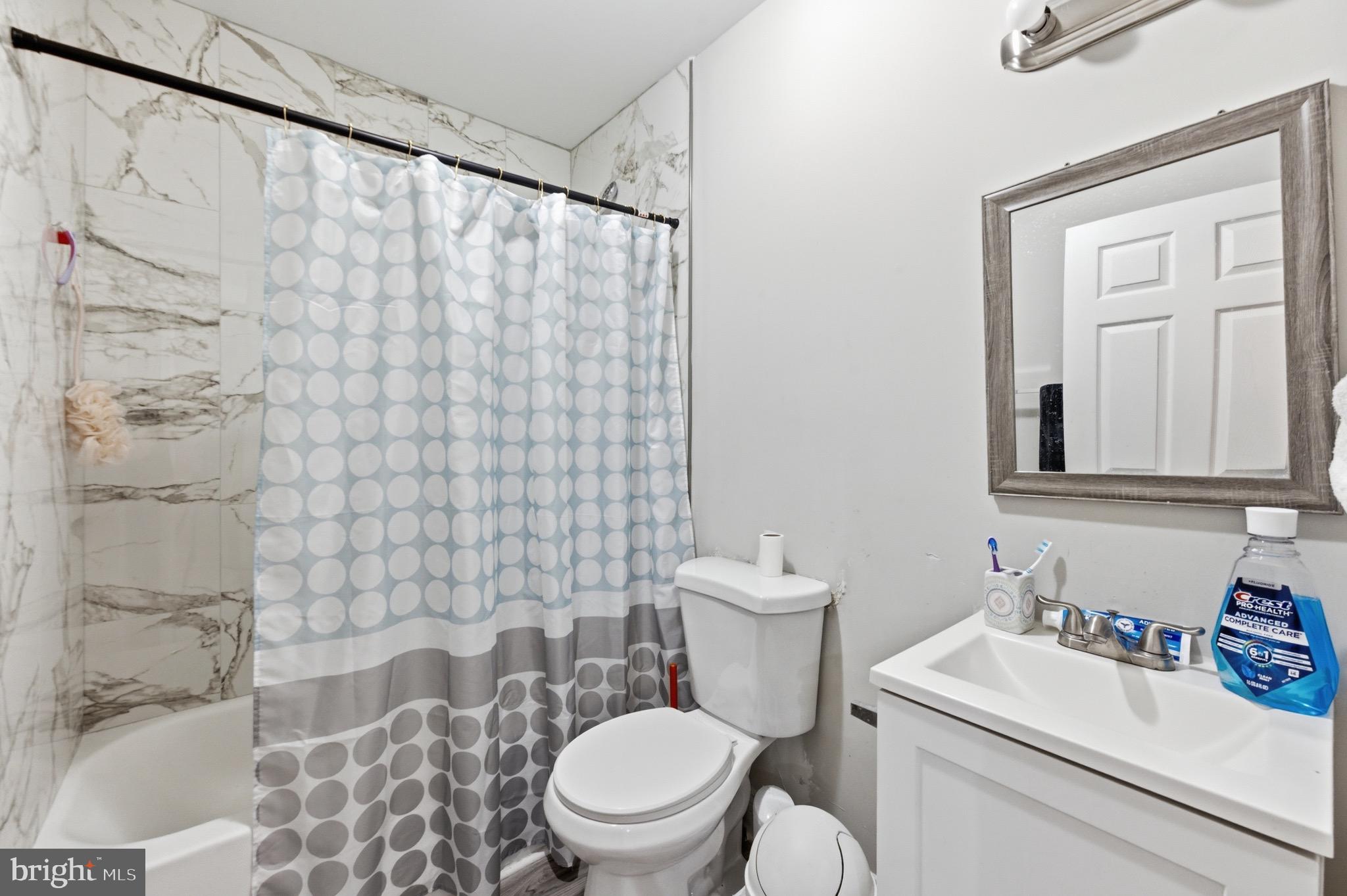 ROSEDALE MANOR - Residential