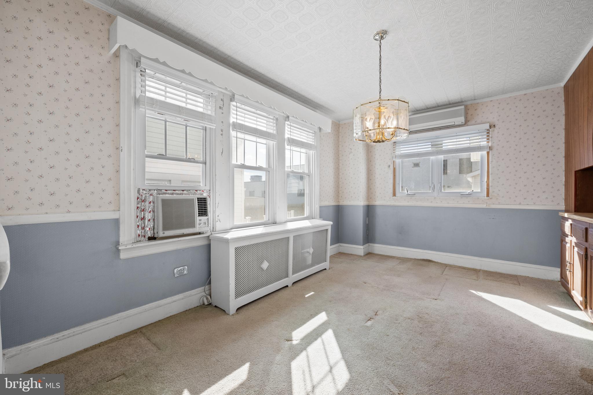 HAVERTOWN - Residential