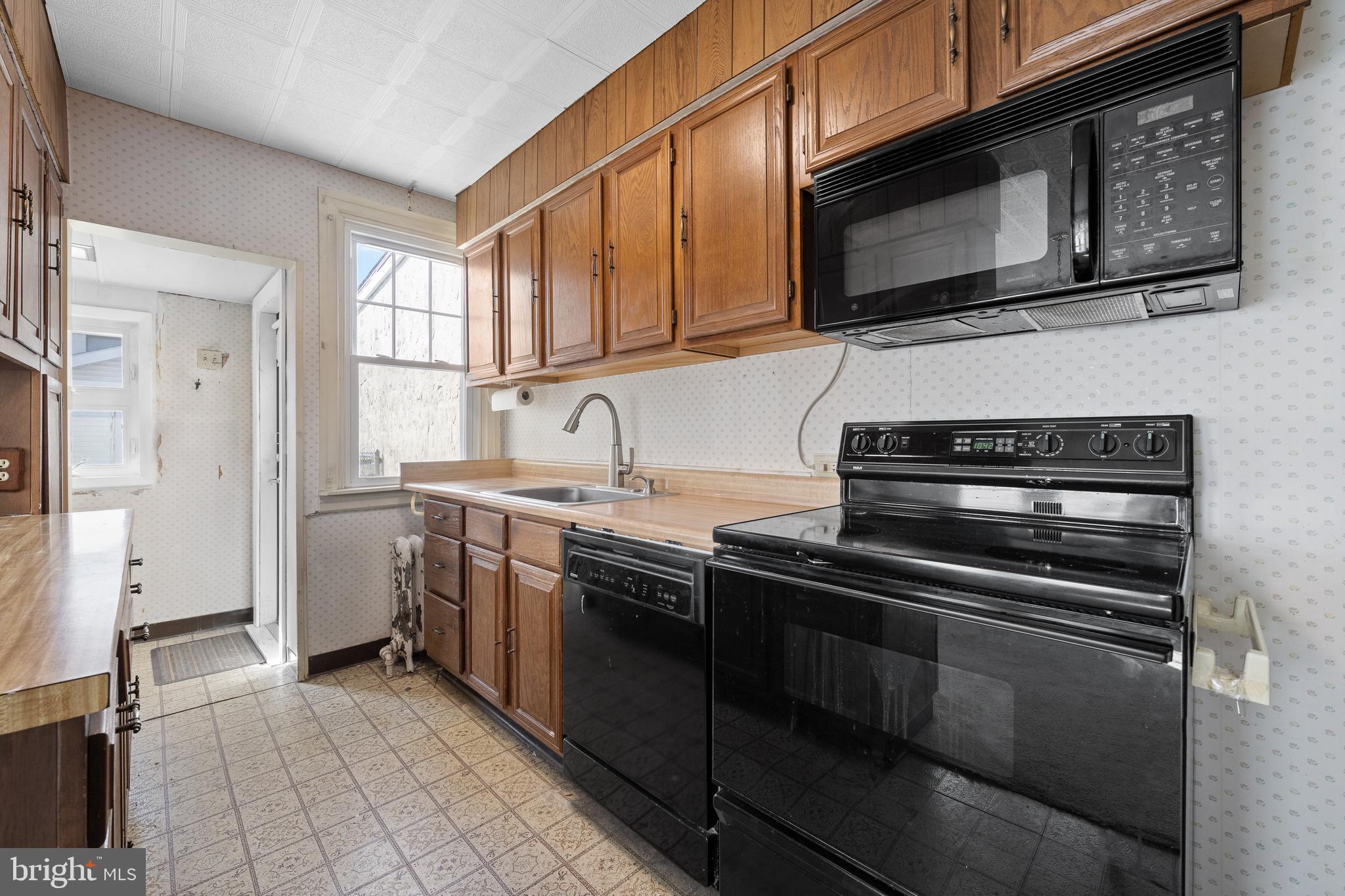 HAVERTOWN - Residential