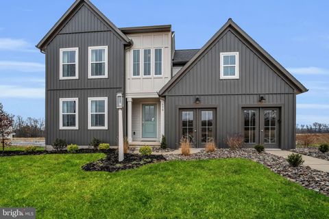 530 CORAL BELLS DRIVE MECHANICSBURG PA 17055