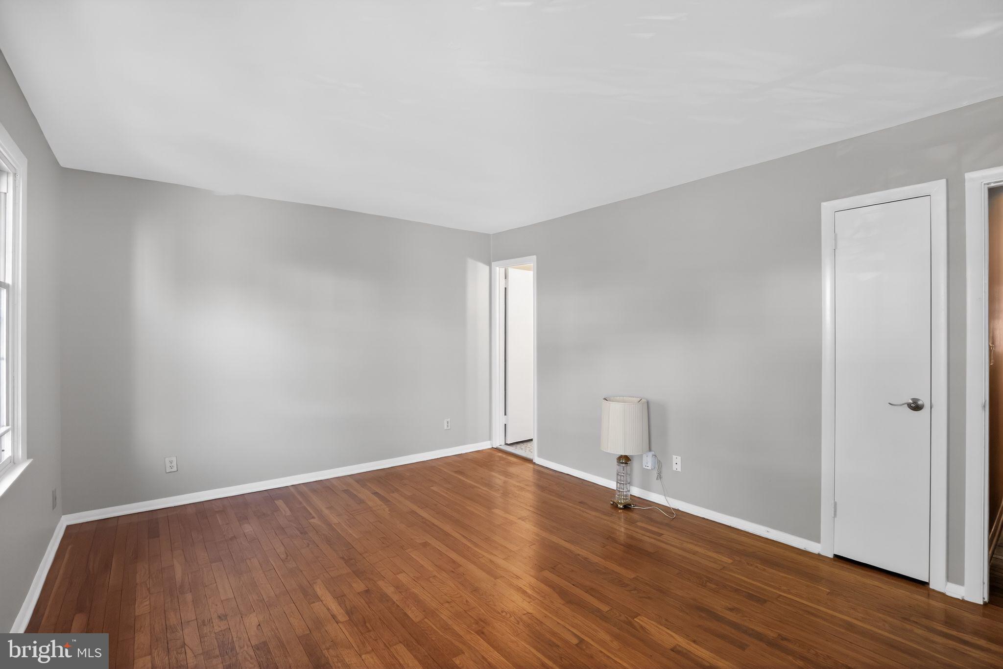HUNTSMAN CONDO - Residential