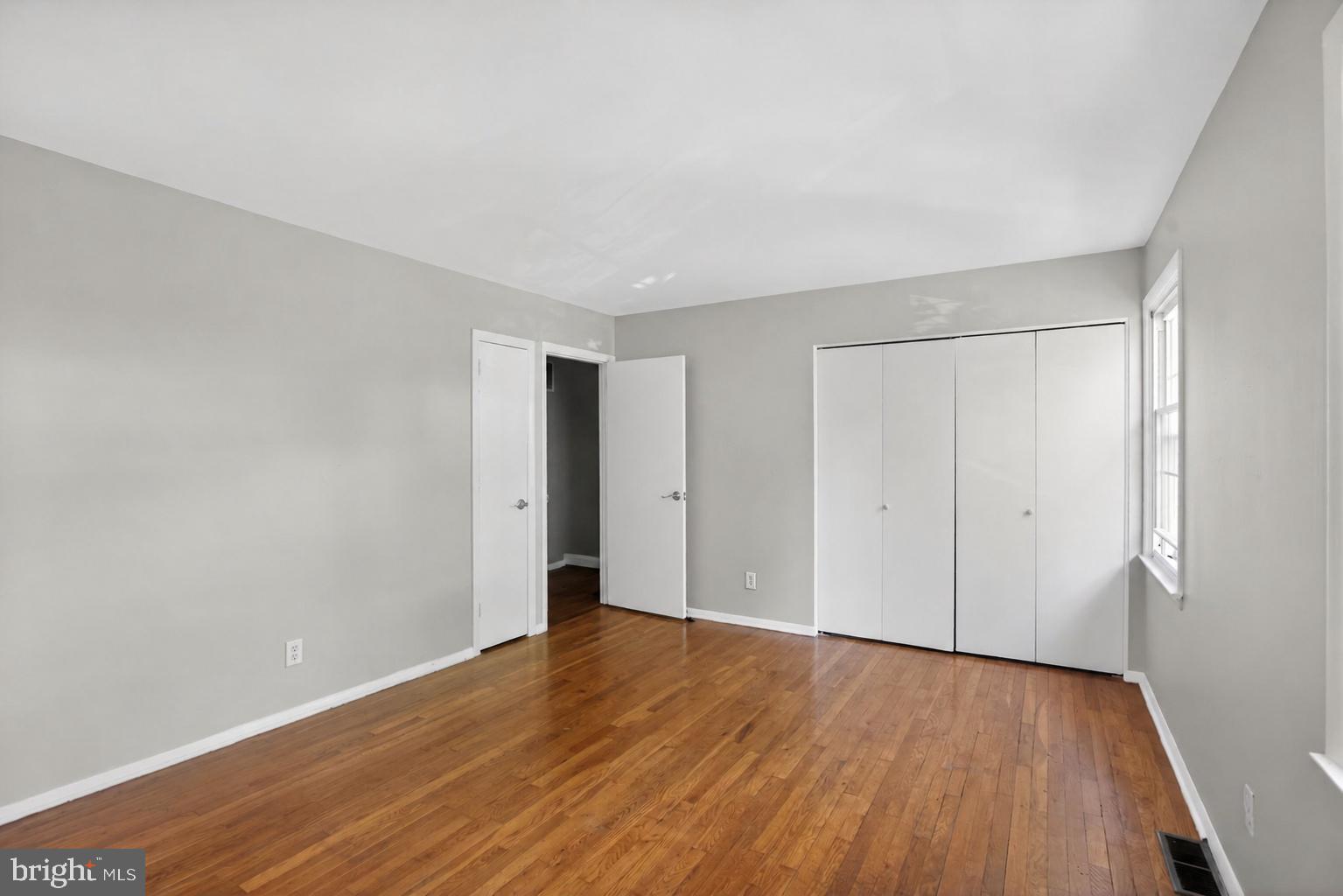 HUNTSMAN CONDO - Residential