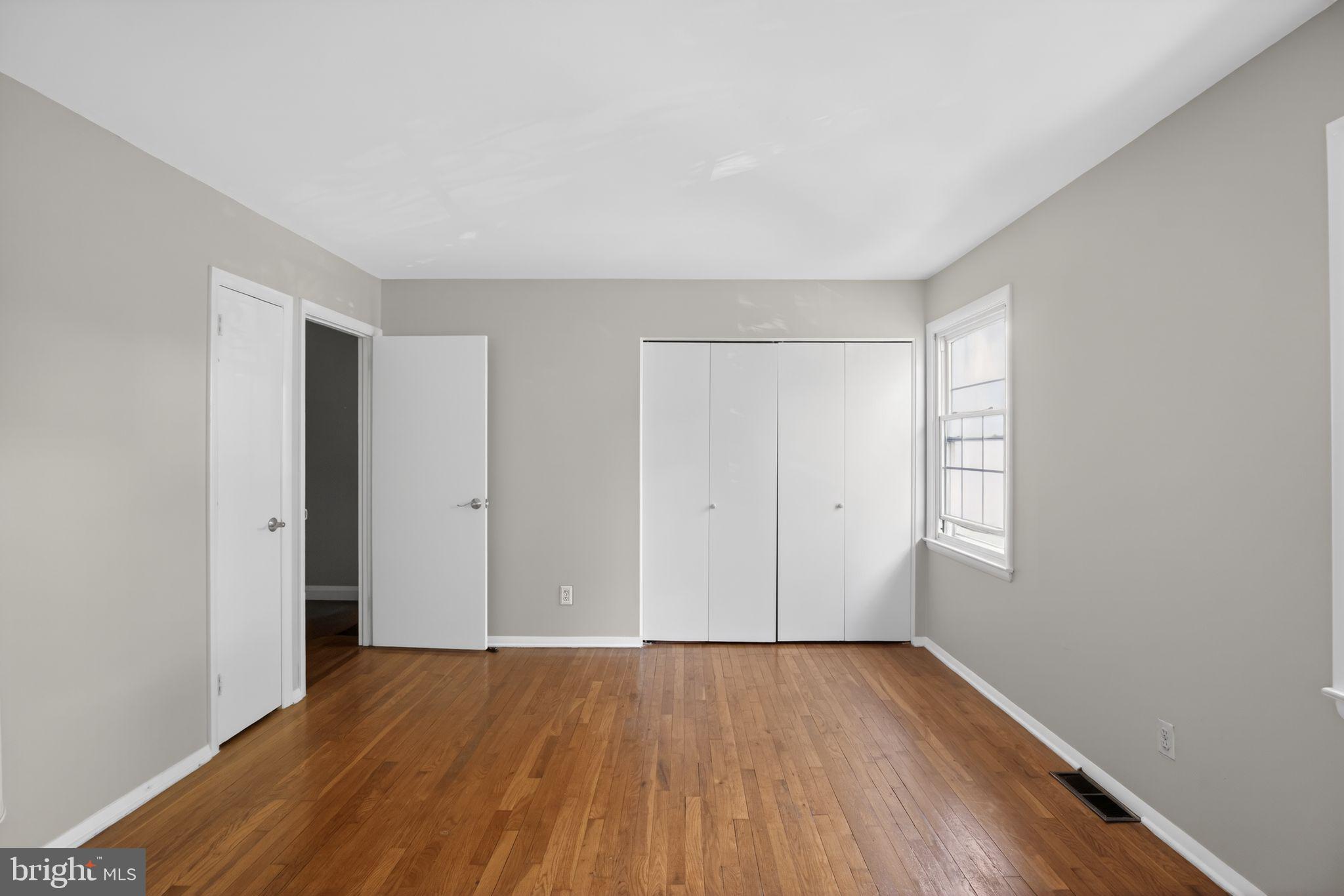 HUNTSMAN CONDO - Residential