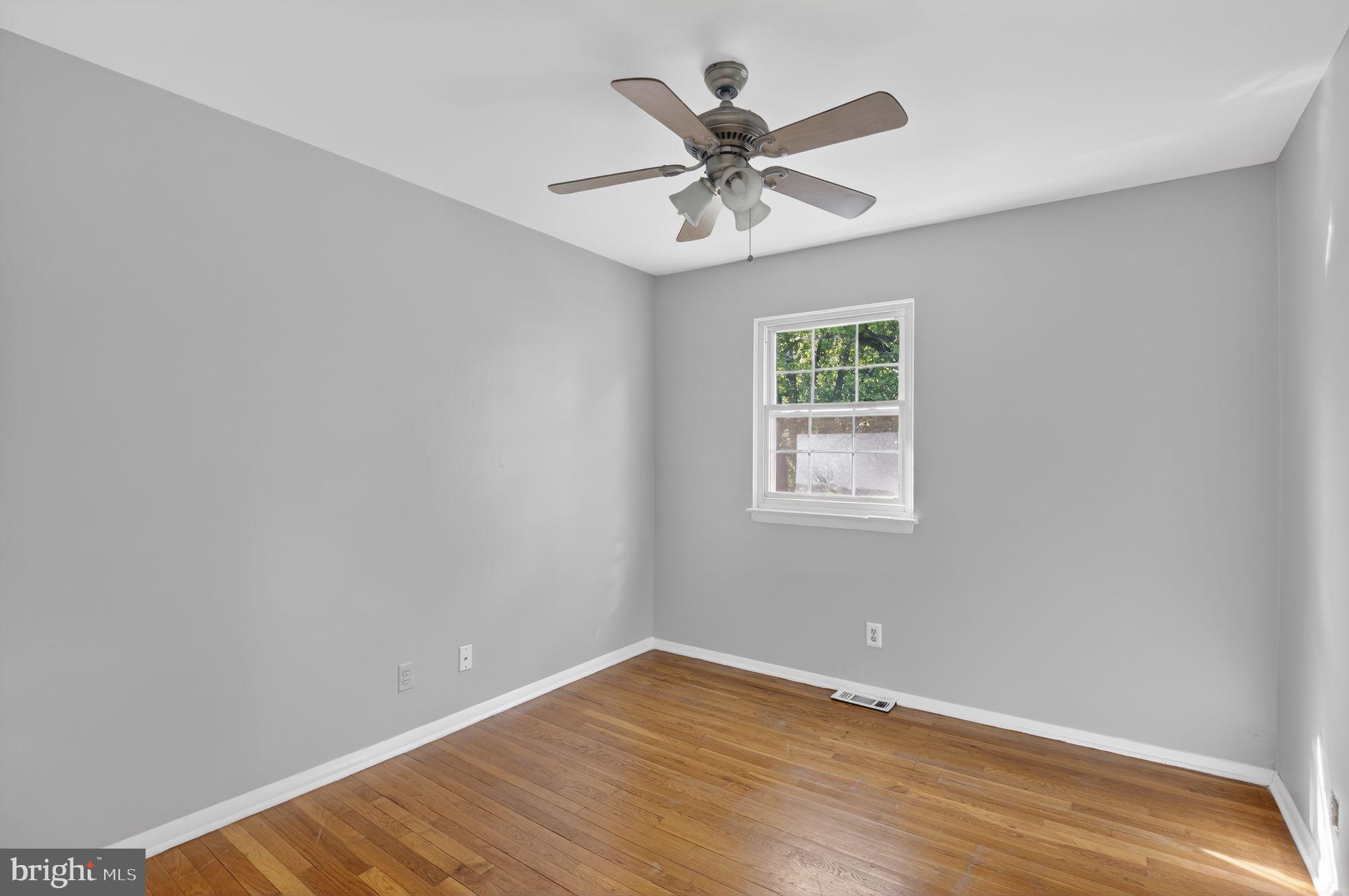 HUNTSMAN CONDO - Residential
