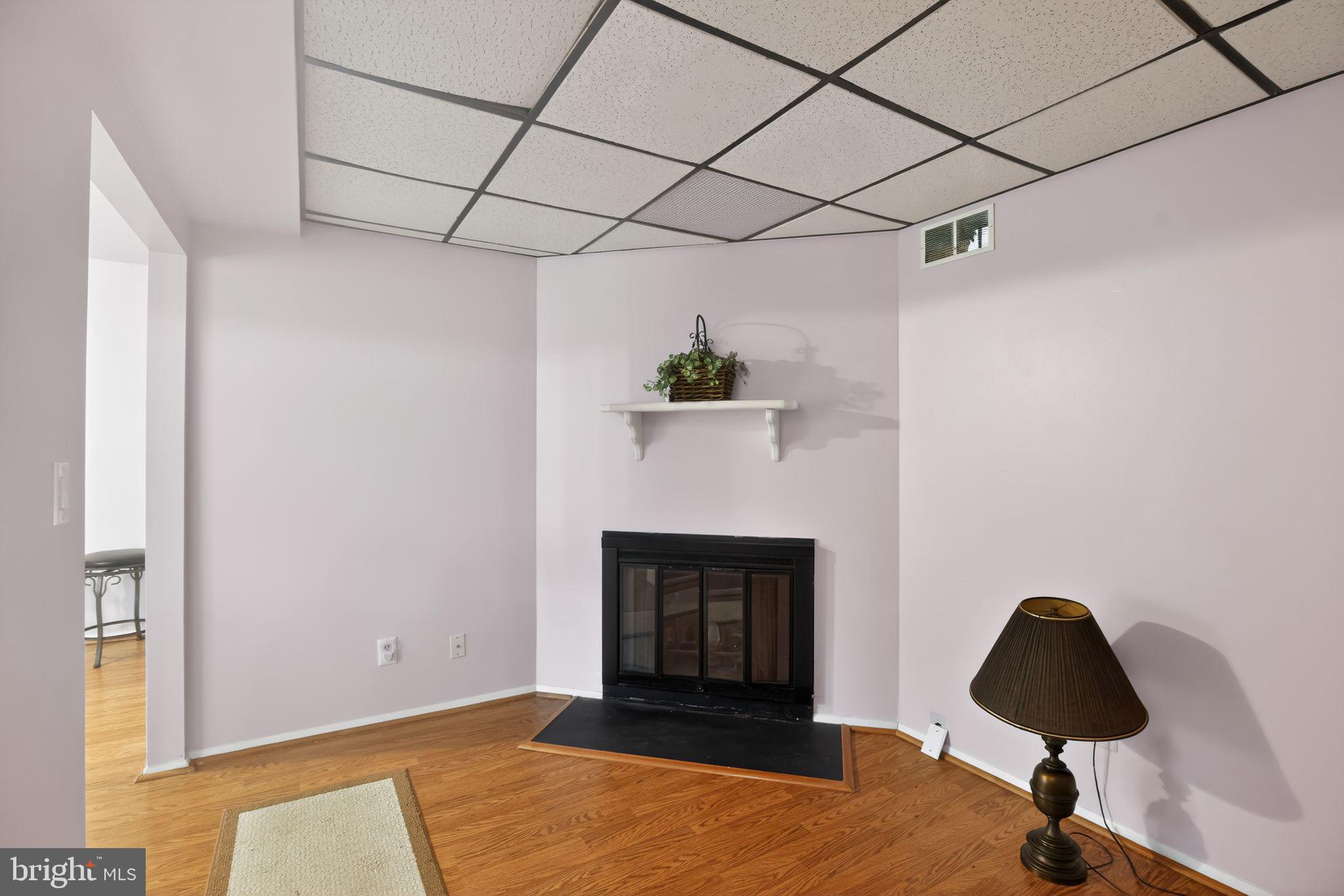 HUNTSMAN CONDO - Residential