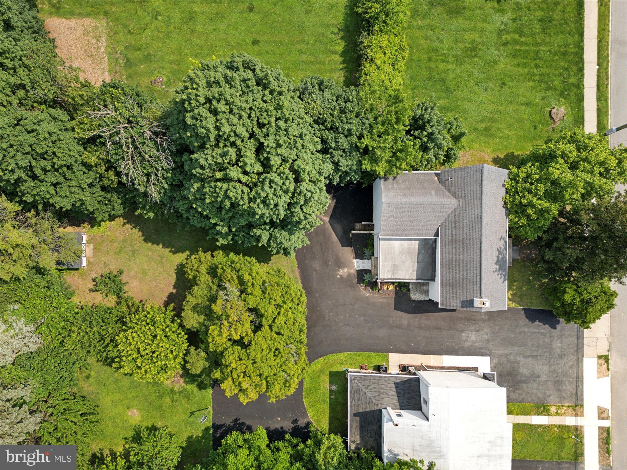 PLYMOUTH PARK - Residential