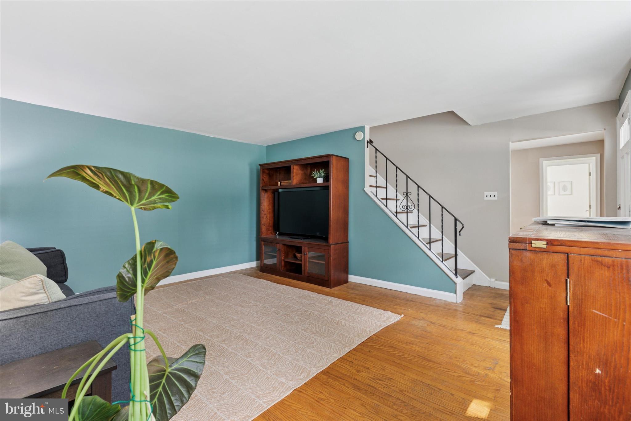 PLYMOUTH PARK - Residential