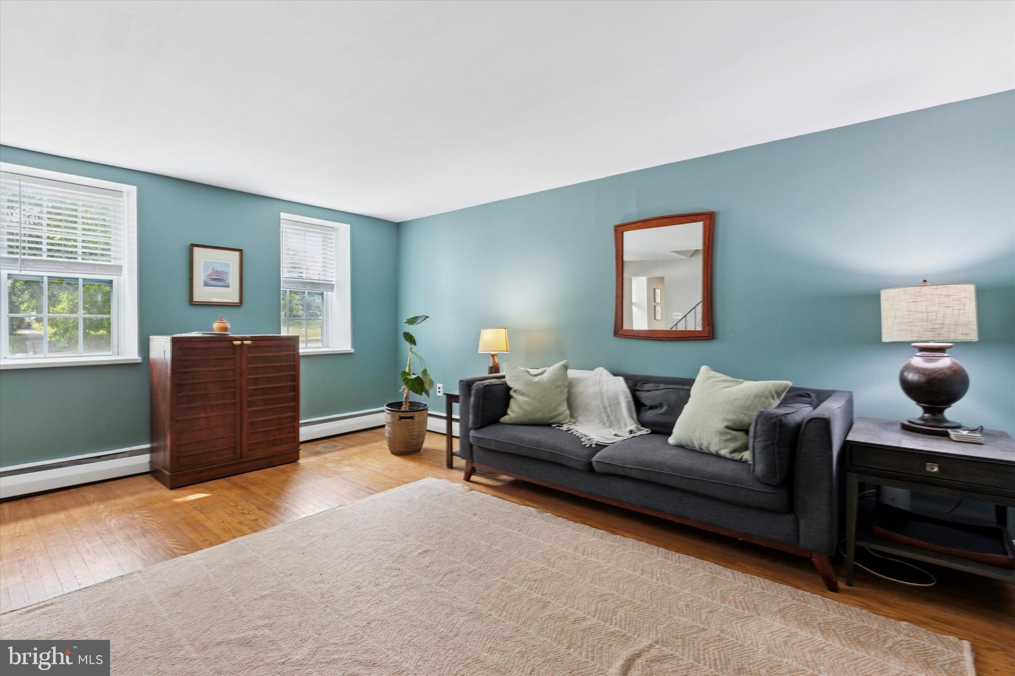 PLYMOUTH PARK - Residential