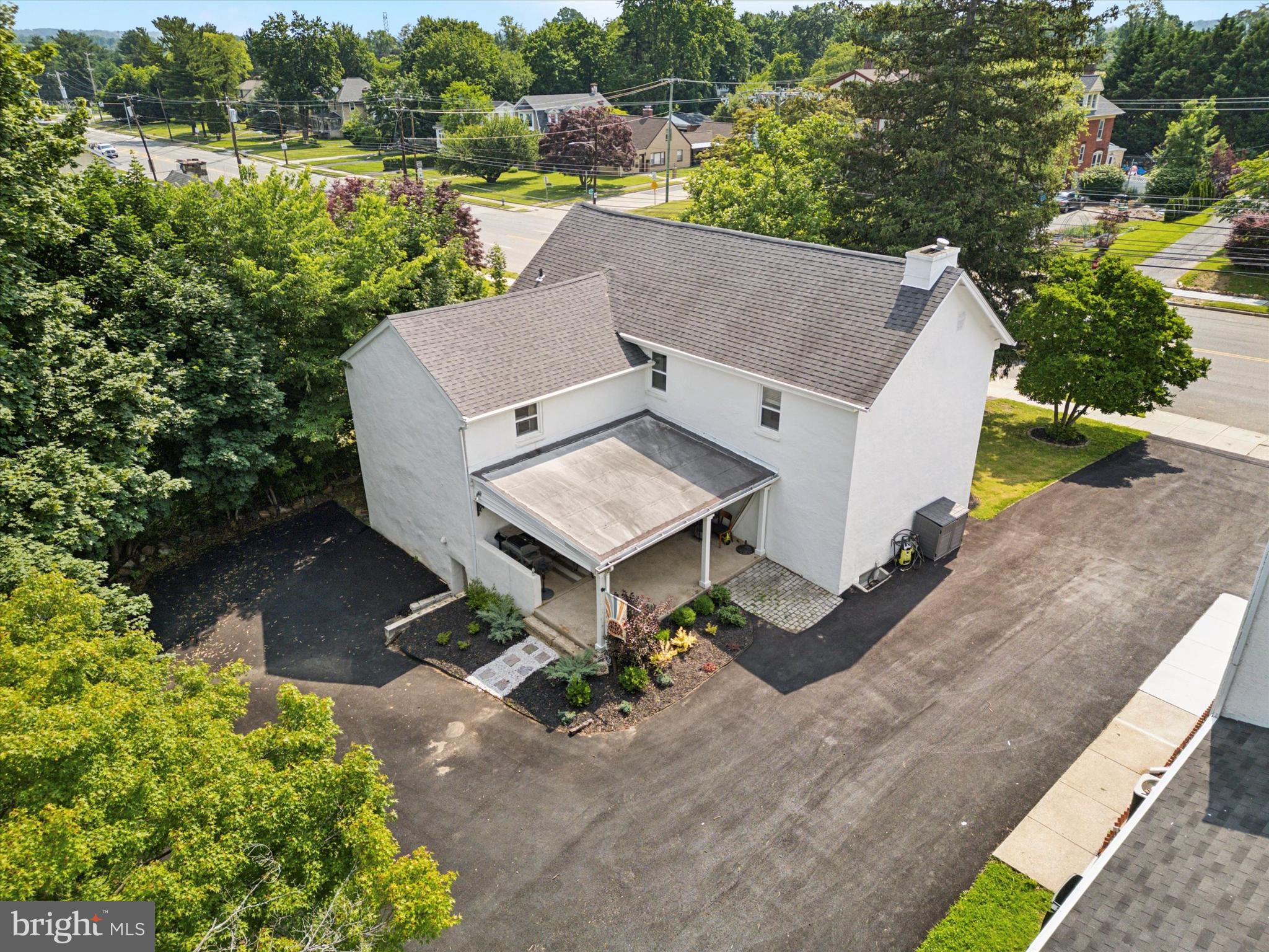 PLYMOUTH PARK - Residential