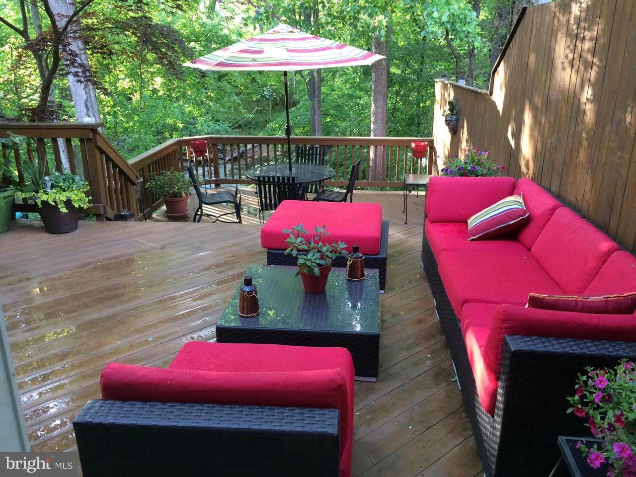 ROCK CREEK PALISADES - Residential Lease