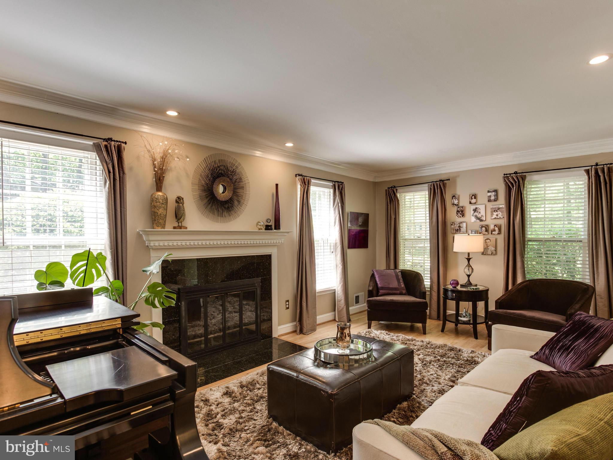 ROCK CREEK PALISADES - Residential Lease