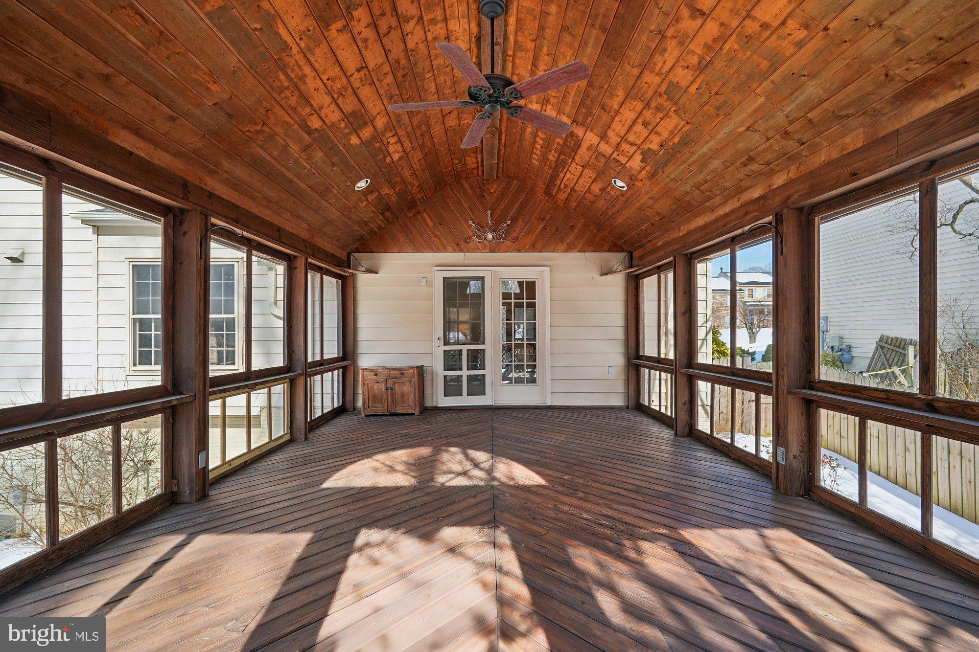 FAIRLAND FARMS - Residential