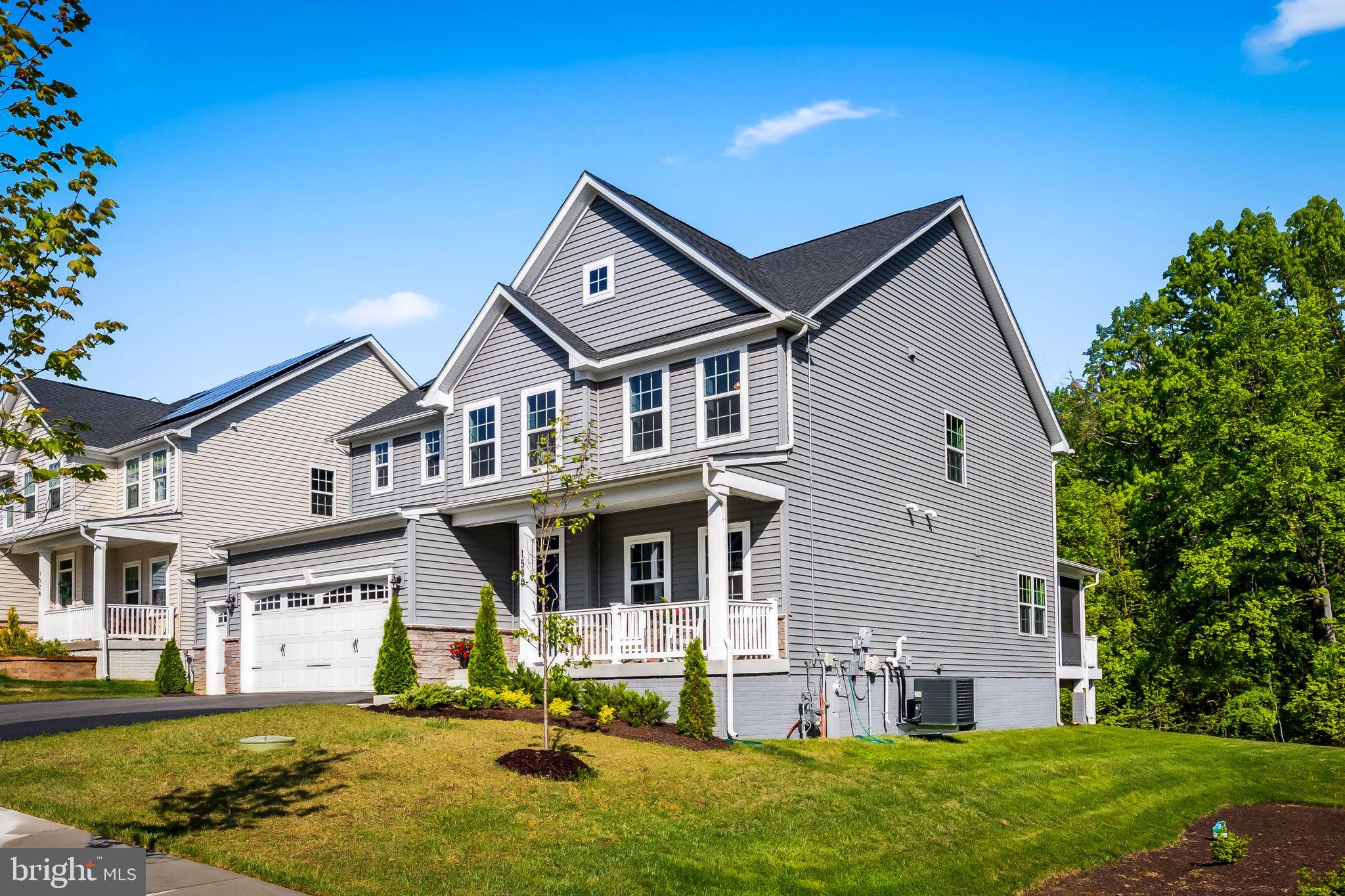 TWO RIVERS - Residential