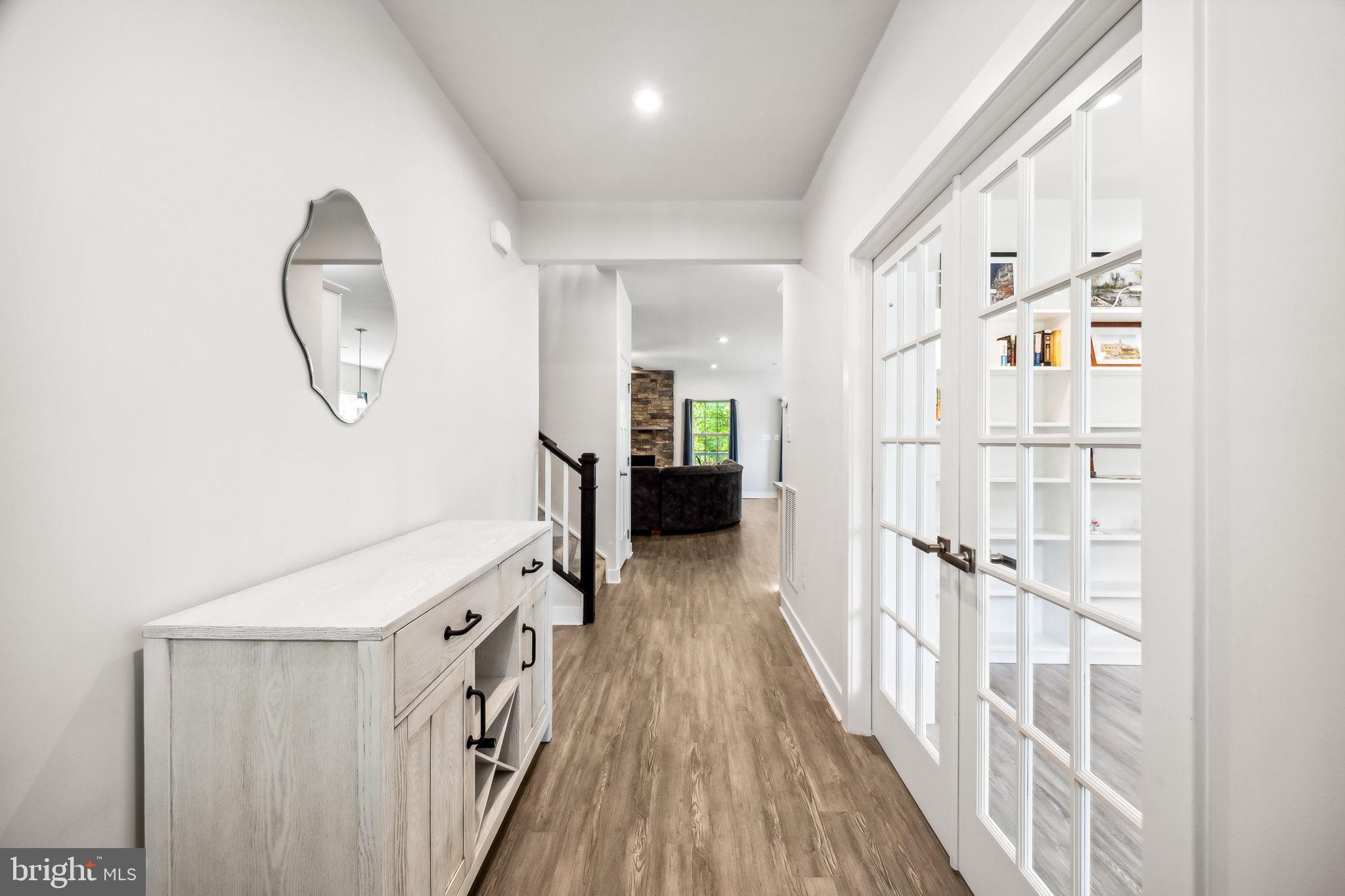 TWO RIVERS - Residential